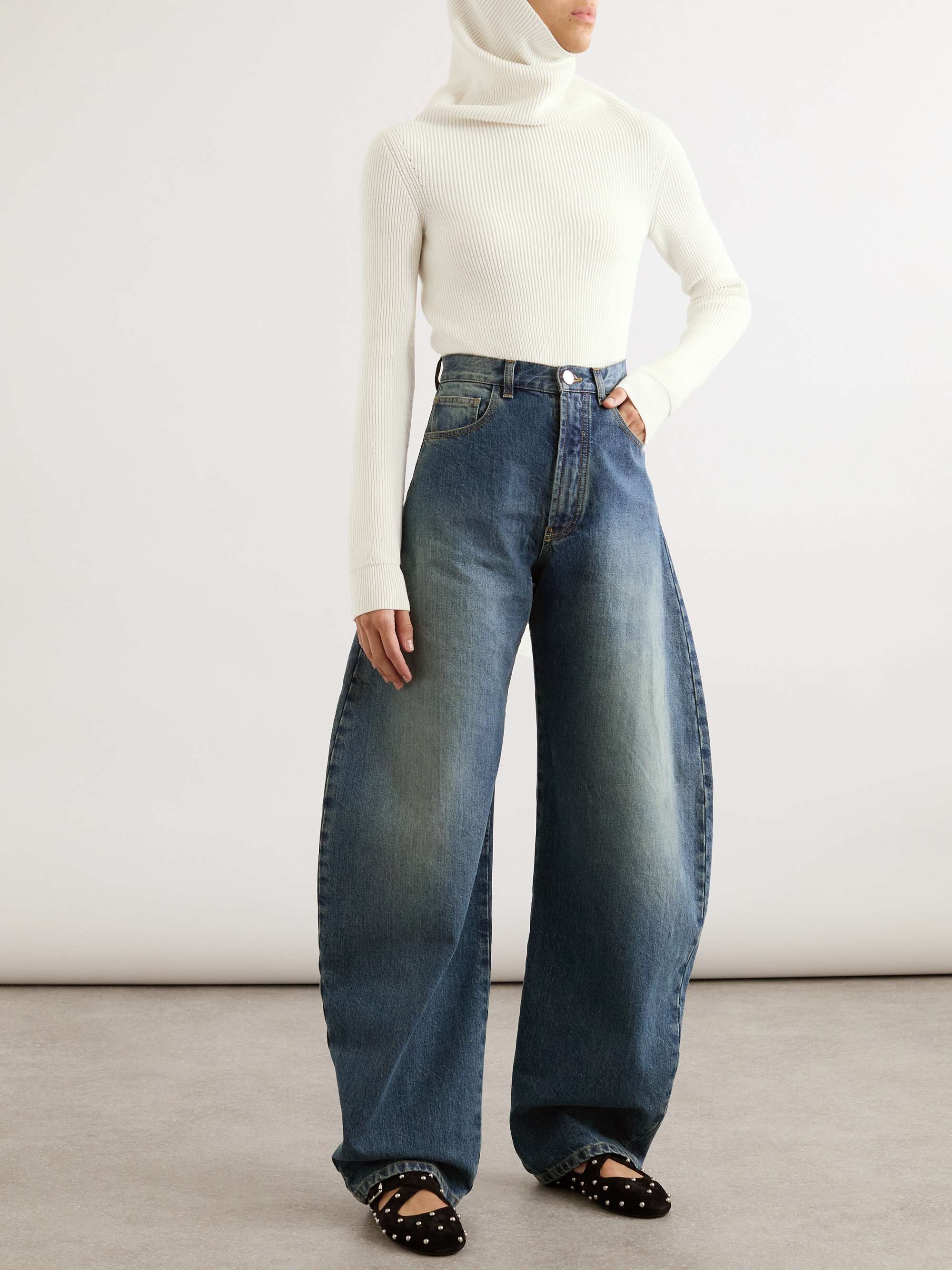 ALAÏA 