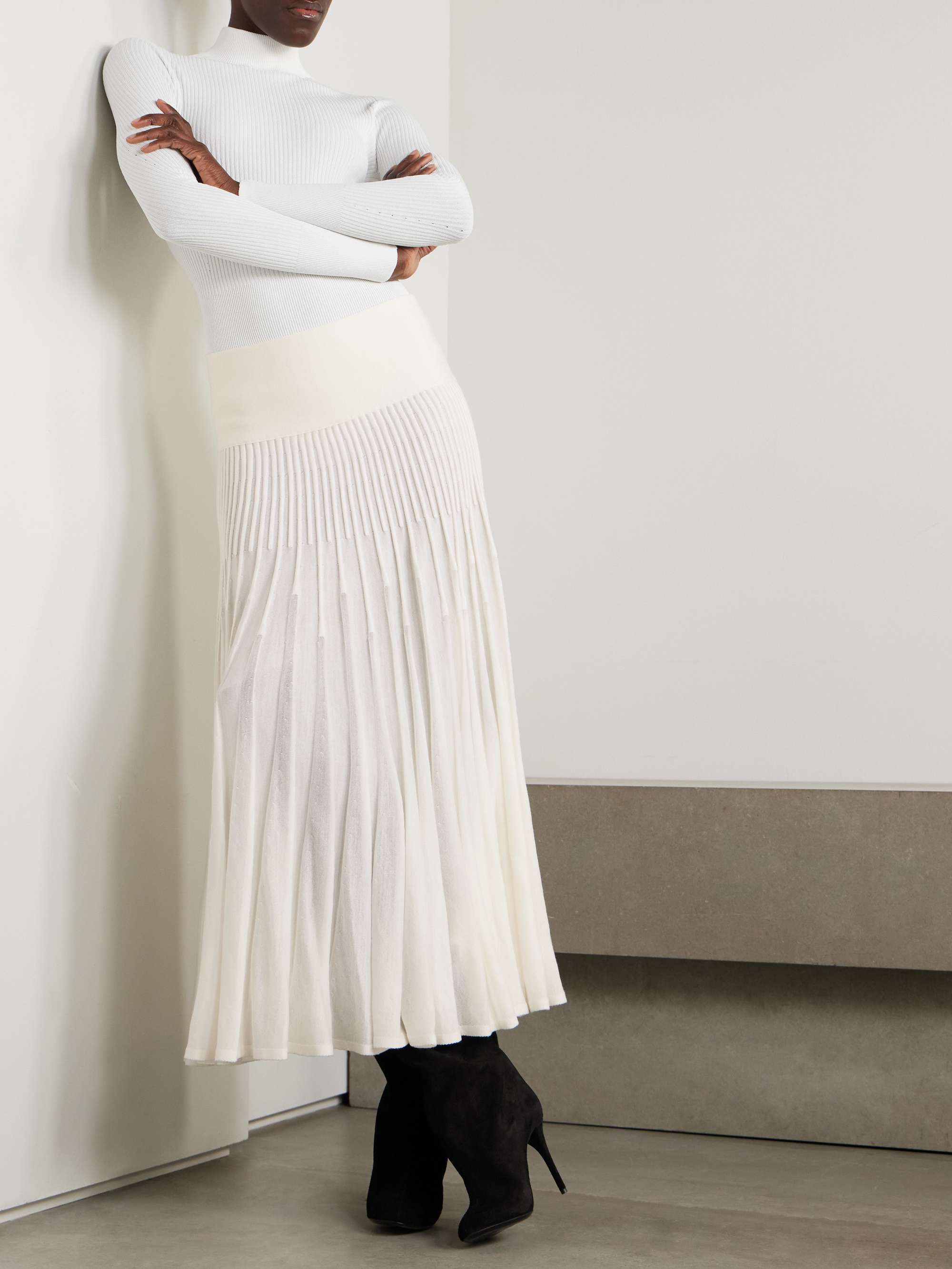 Pleated wool midi skirt white FR34