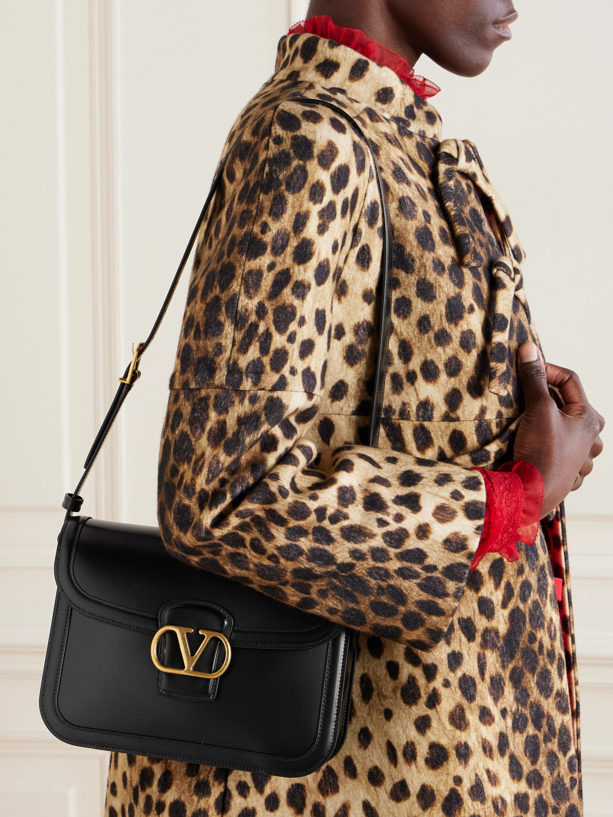Valentino 9to5 Bag In Black