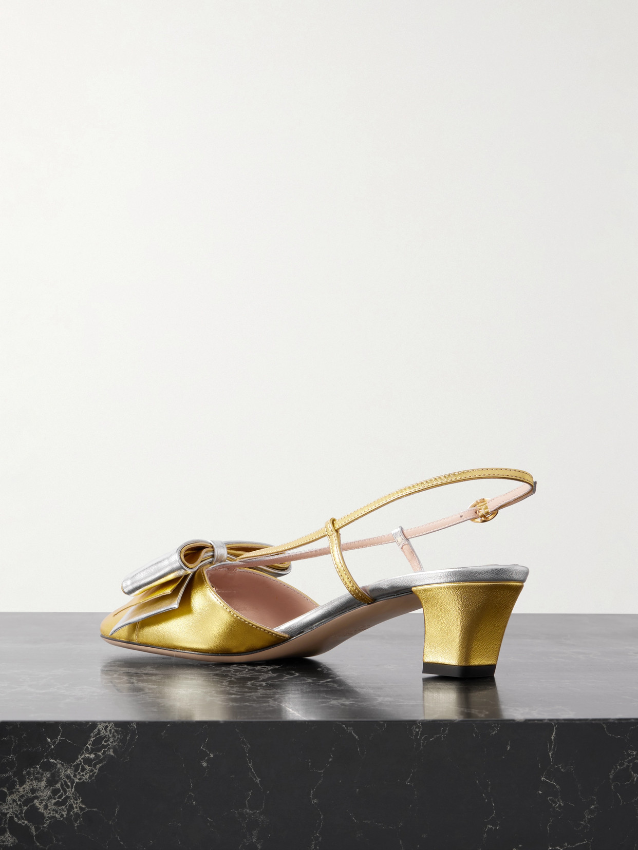 Valentino Garavani Bowbow Two-tone Metallic Leather Pumps In Gold
