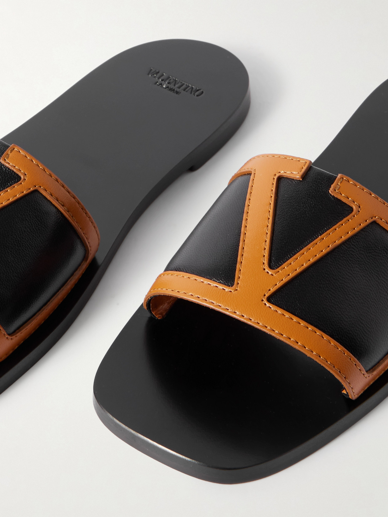 Valentino Viva Superstar Slide Sandal In Nappa Leather In Black