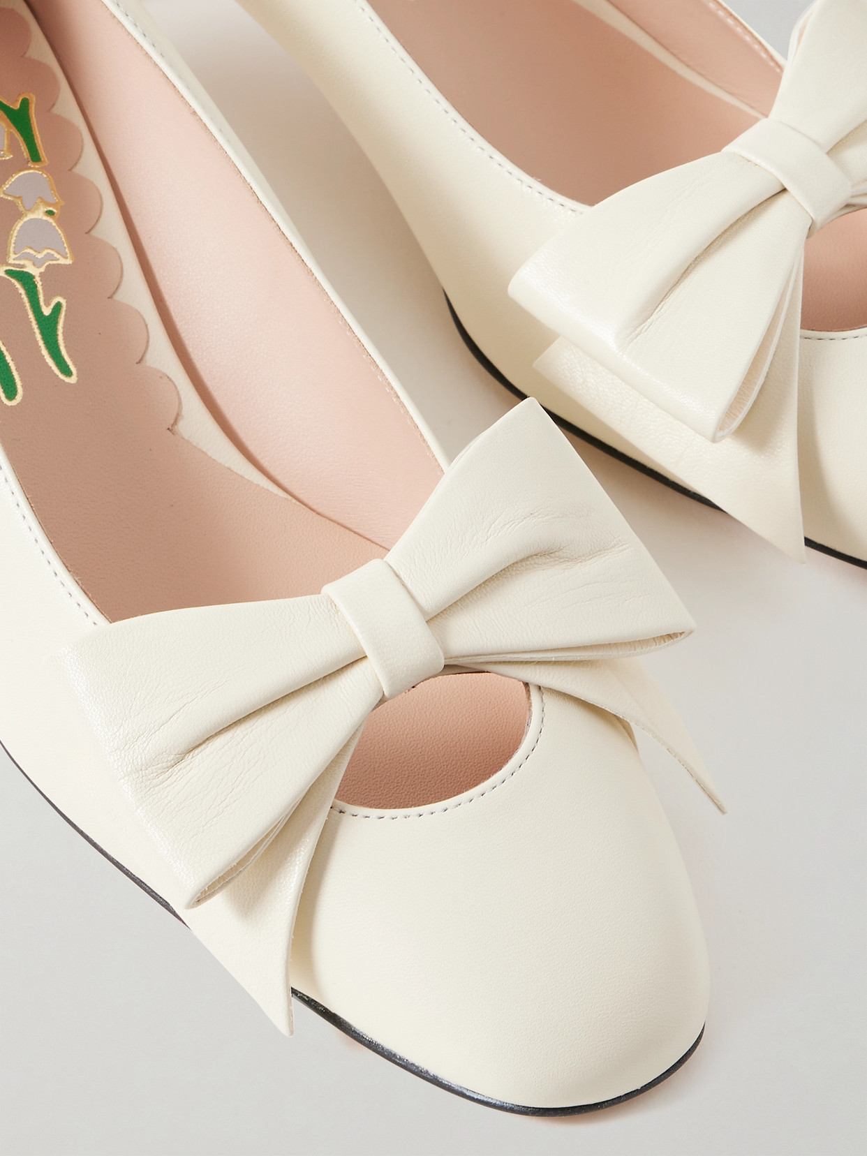 Shop Valentino Bowow 45 Bow-embellished Leather Pumps In Ivory
