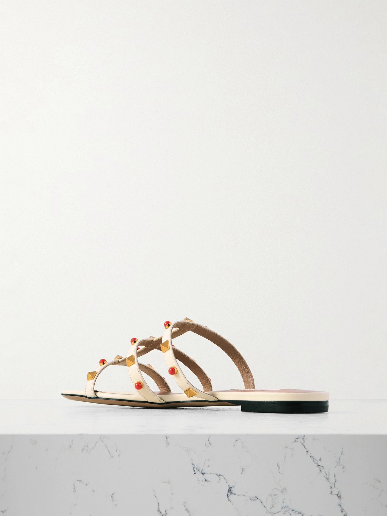 Valentino Rockstud Slide T. 05 In Ivory