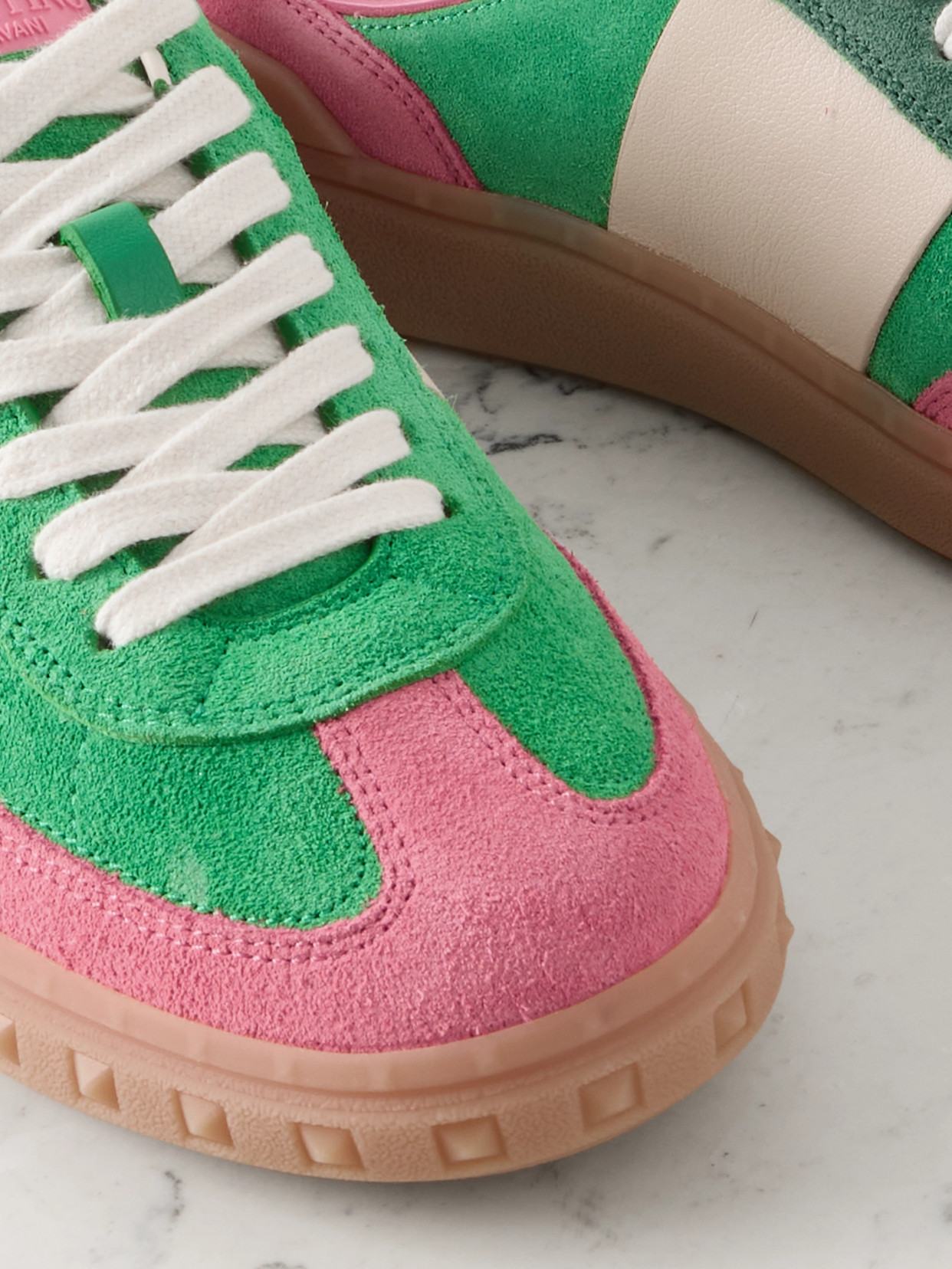 Valentino Upvillage Low Top Sneakers In Green