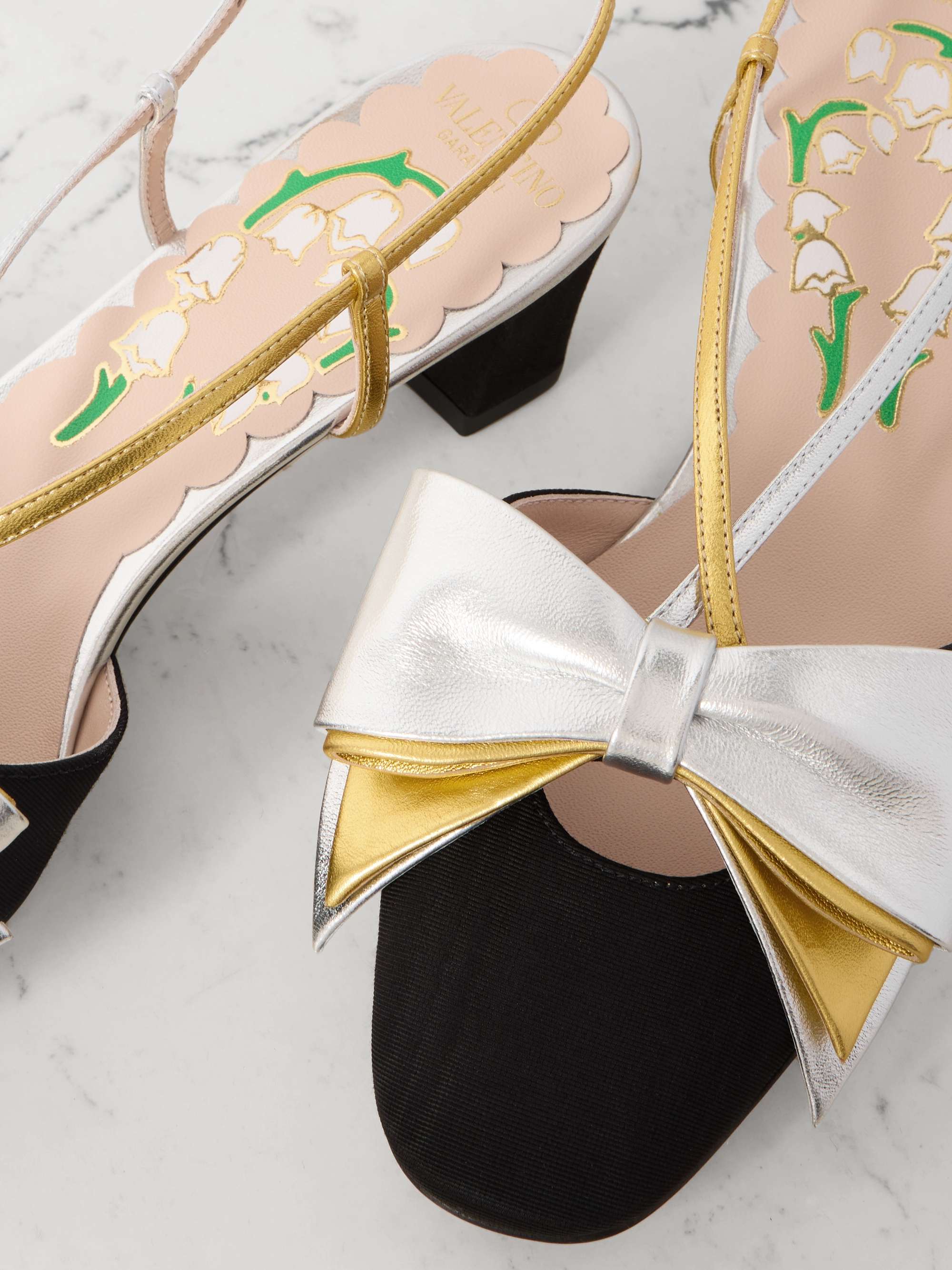 Valentino Garavani bow-detail Slingback Pumps | Pink | FARFETCH