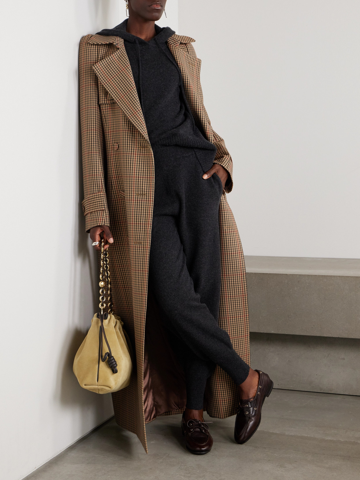 Frame Womens Charcoal Heather Cuffed Stretch Cashmere-blend Jogging Bottoms In Black