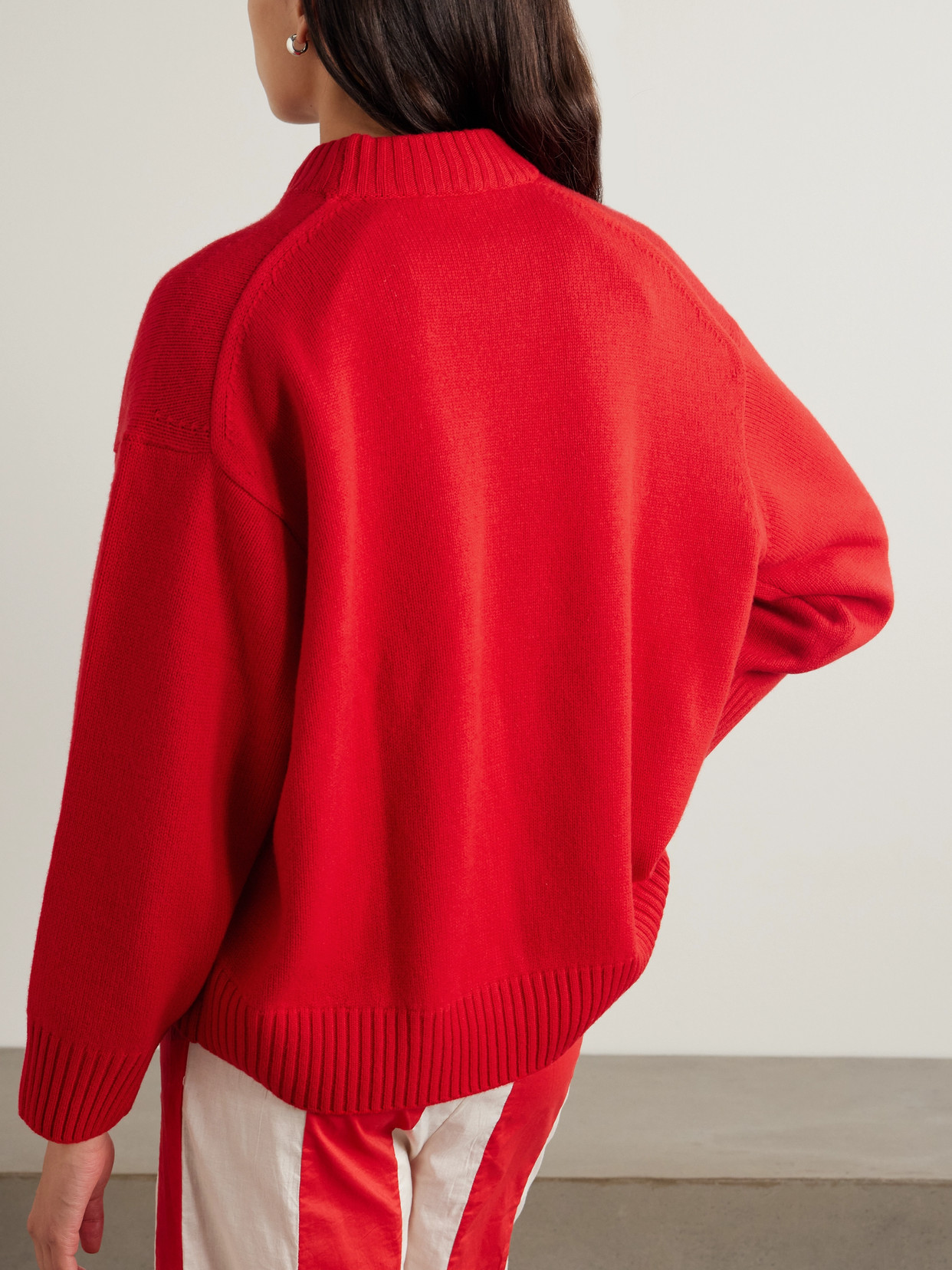 Frame Oversized Cashmere Sweater In Red