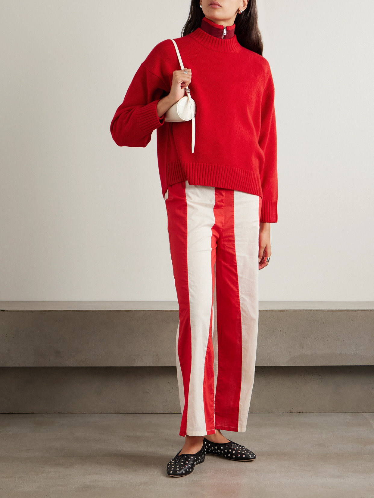 Frame Oversized Cashmere Sweater In Red