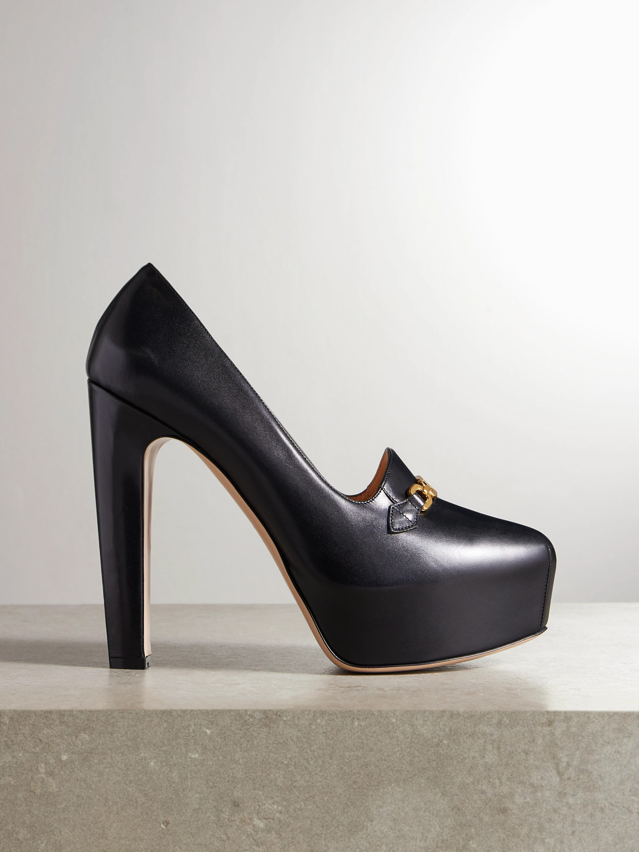 Tom Ford Whitney Embellished Leather Platform Pumps In Black