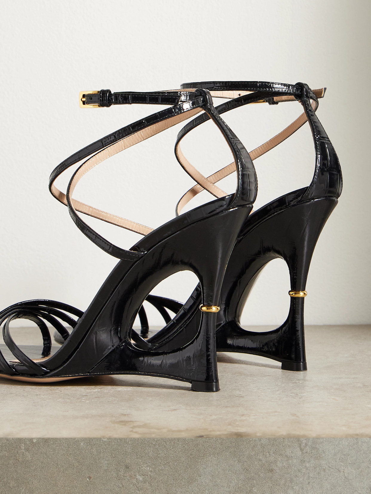 Tom Ford Paradis Cutout Croc-effect Patent-leather Sandals In Black