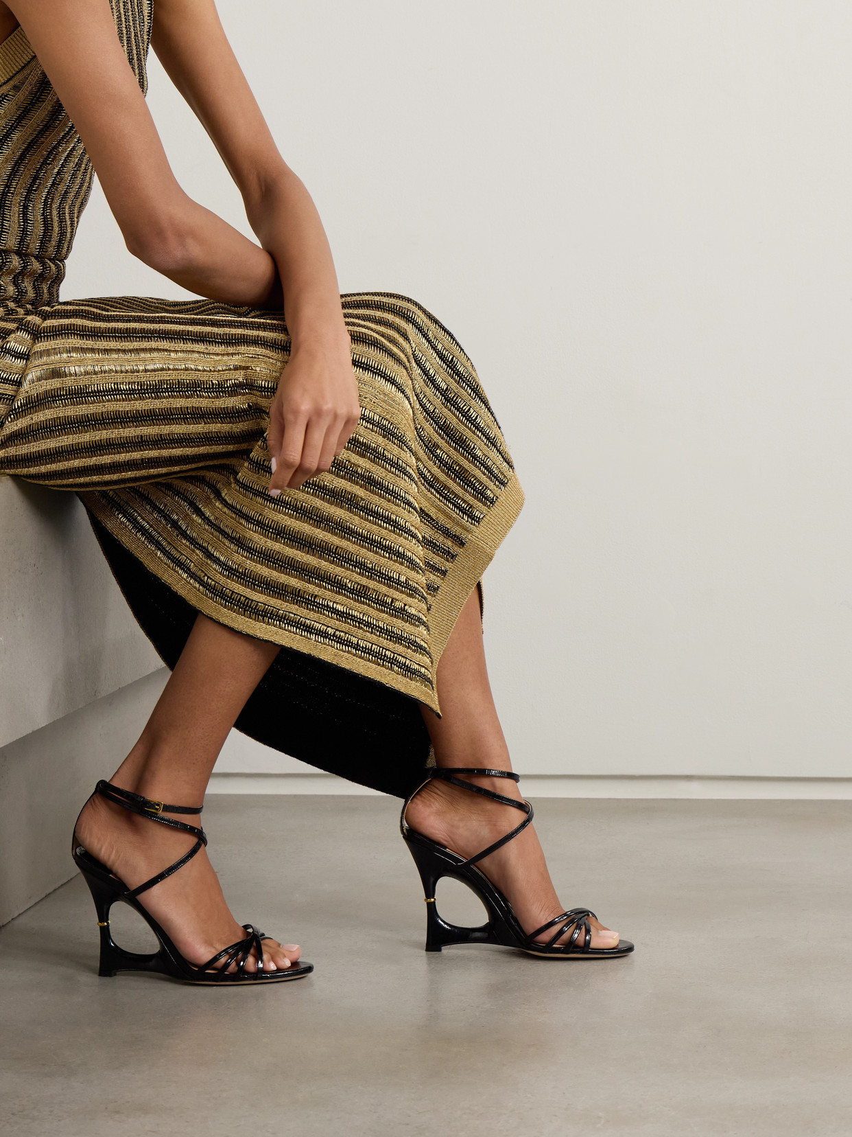 Tom Ford Paradis Cutout Croc-effect Patent-leather Sandals In Black