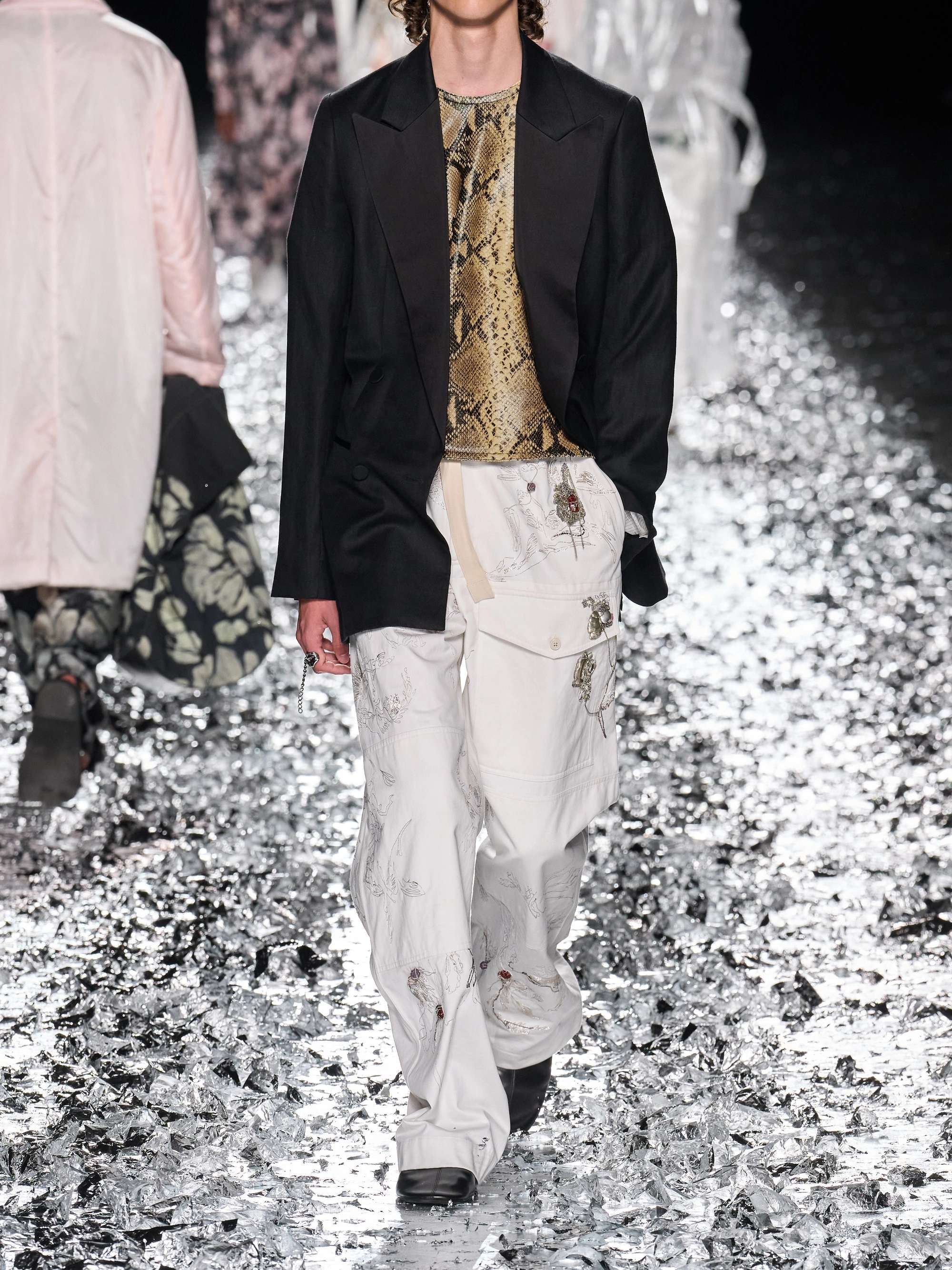 DRIES VAN NOTEN 