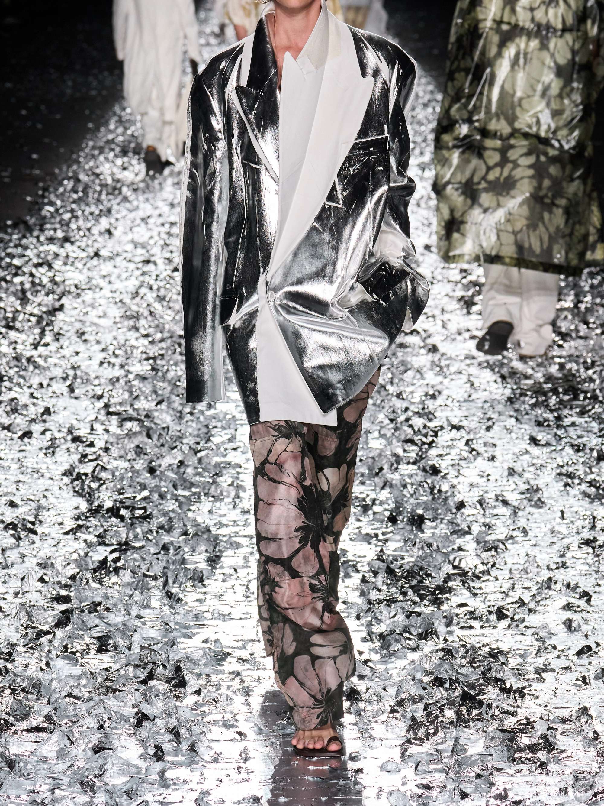 DRIES VAN NOTEN 