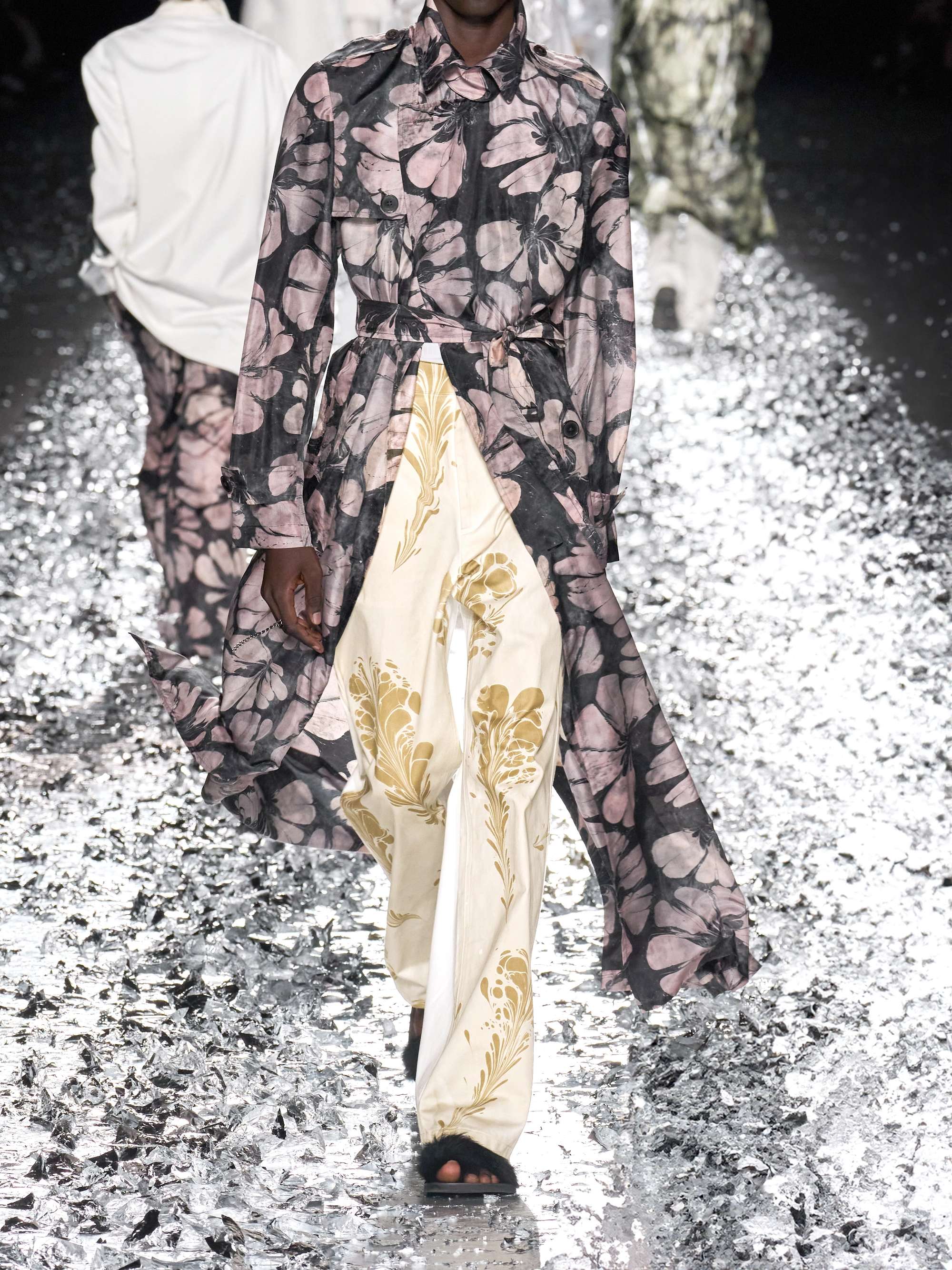 DRIES VAN NOTEN 