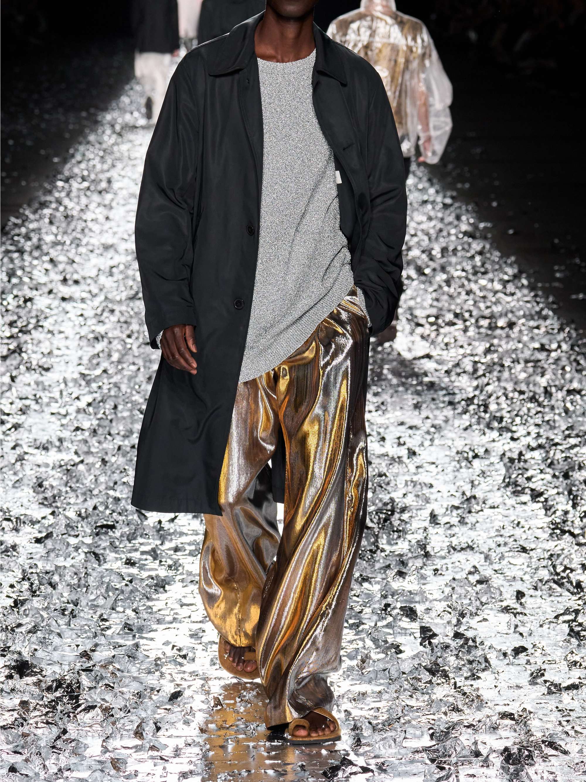 DRIES VAN NOTEN 