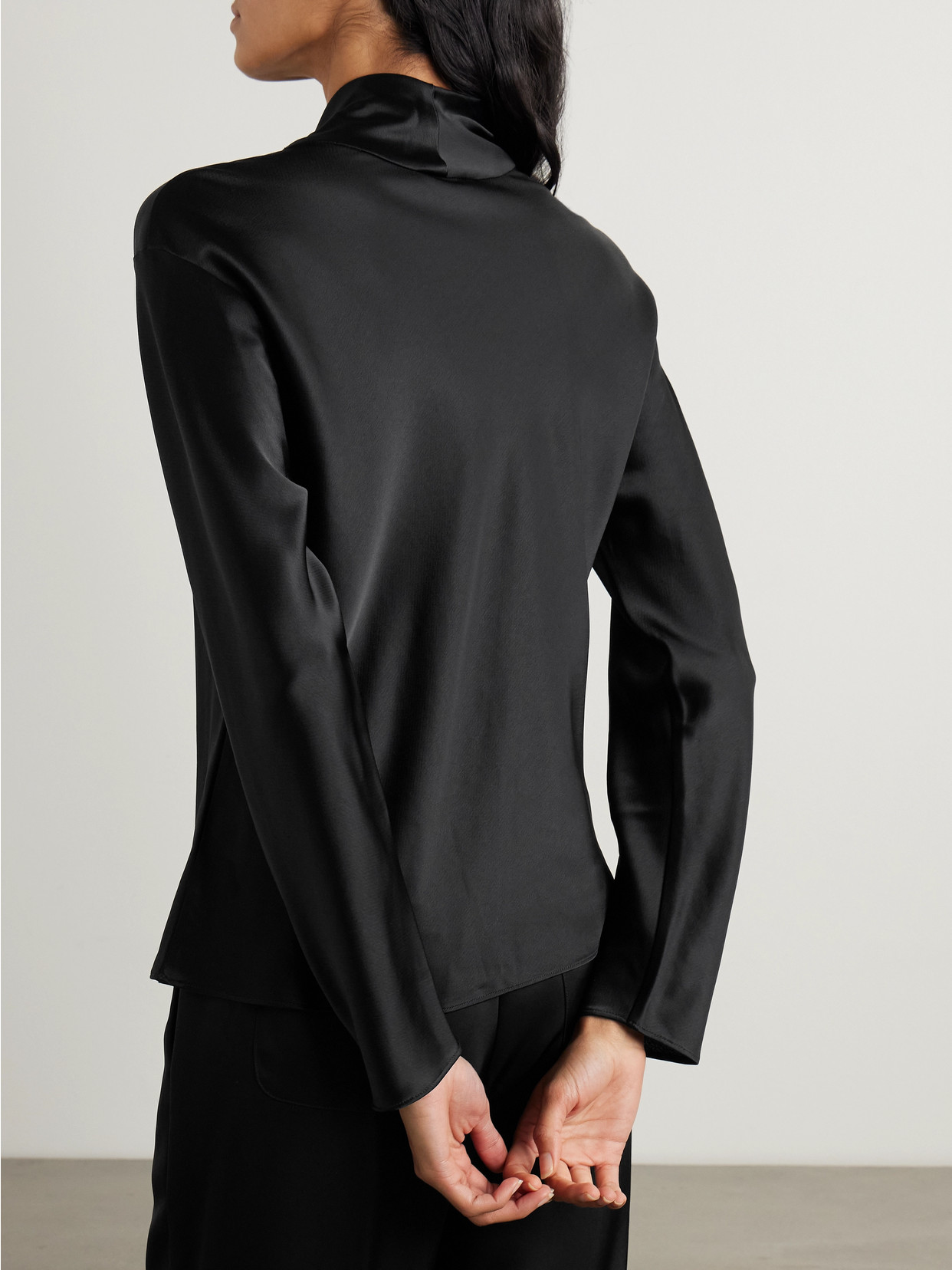 Barb Draped Blouse
