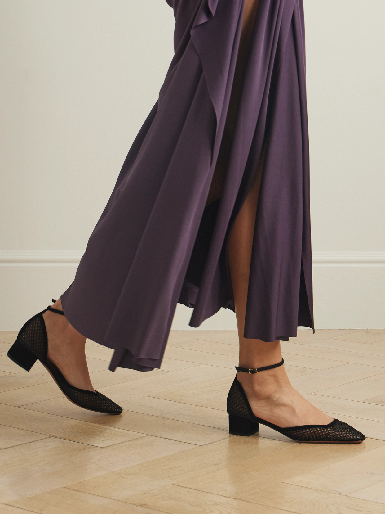 Aquazzura Asha 35 Suede-trimmed Mesh Pumps In Black