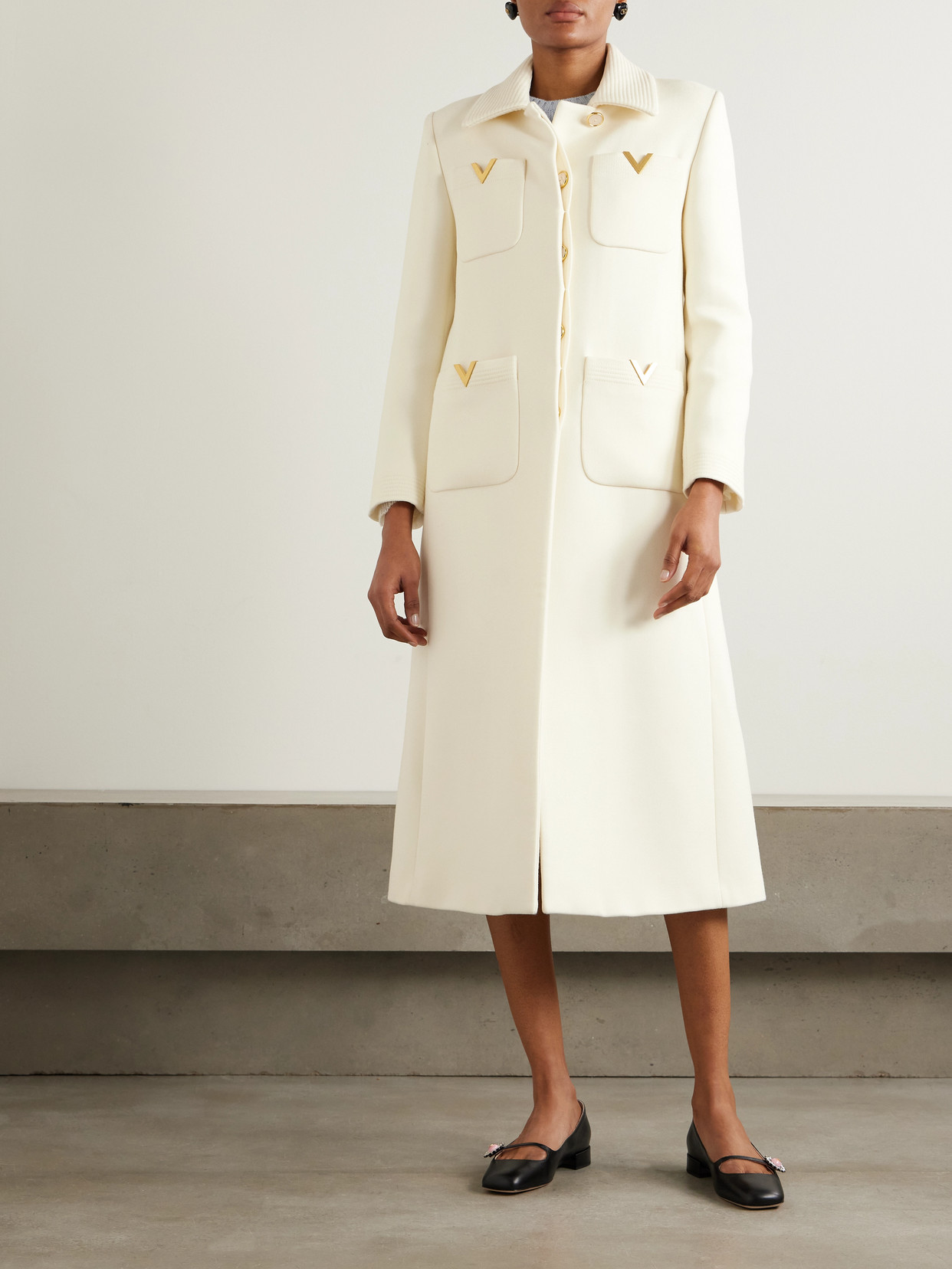 Valentino Womens Brand-hardware Single-breasted Wool-blend Long Coat Avorio In Ivory