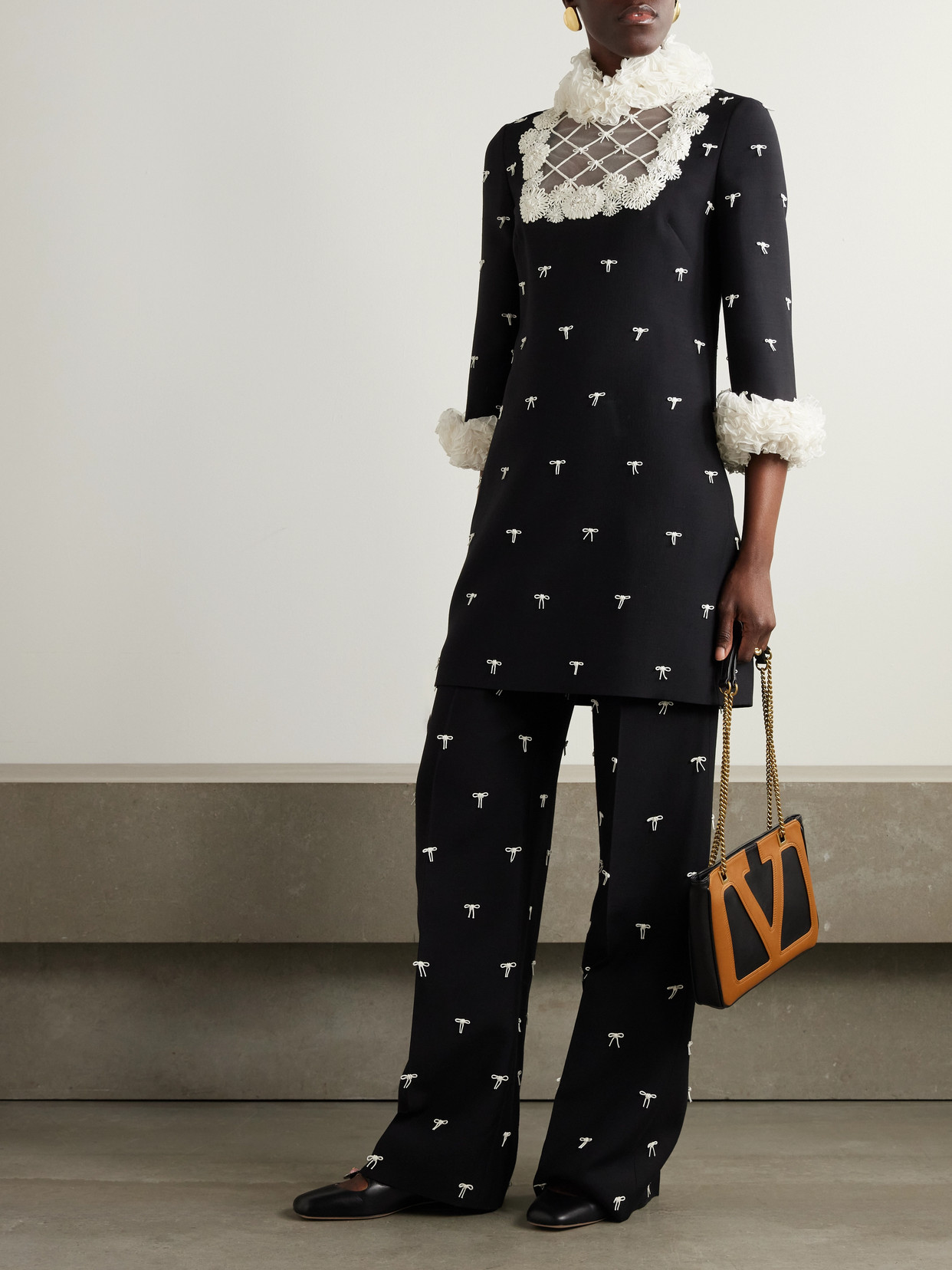 Valentino Bow-embellished Wool And Silk-blend Twill Wide-leg Pants In Black