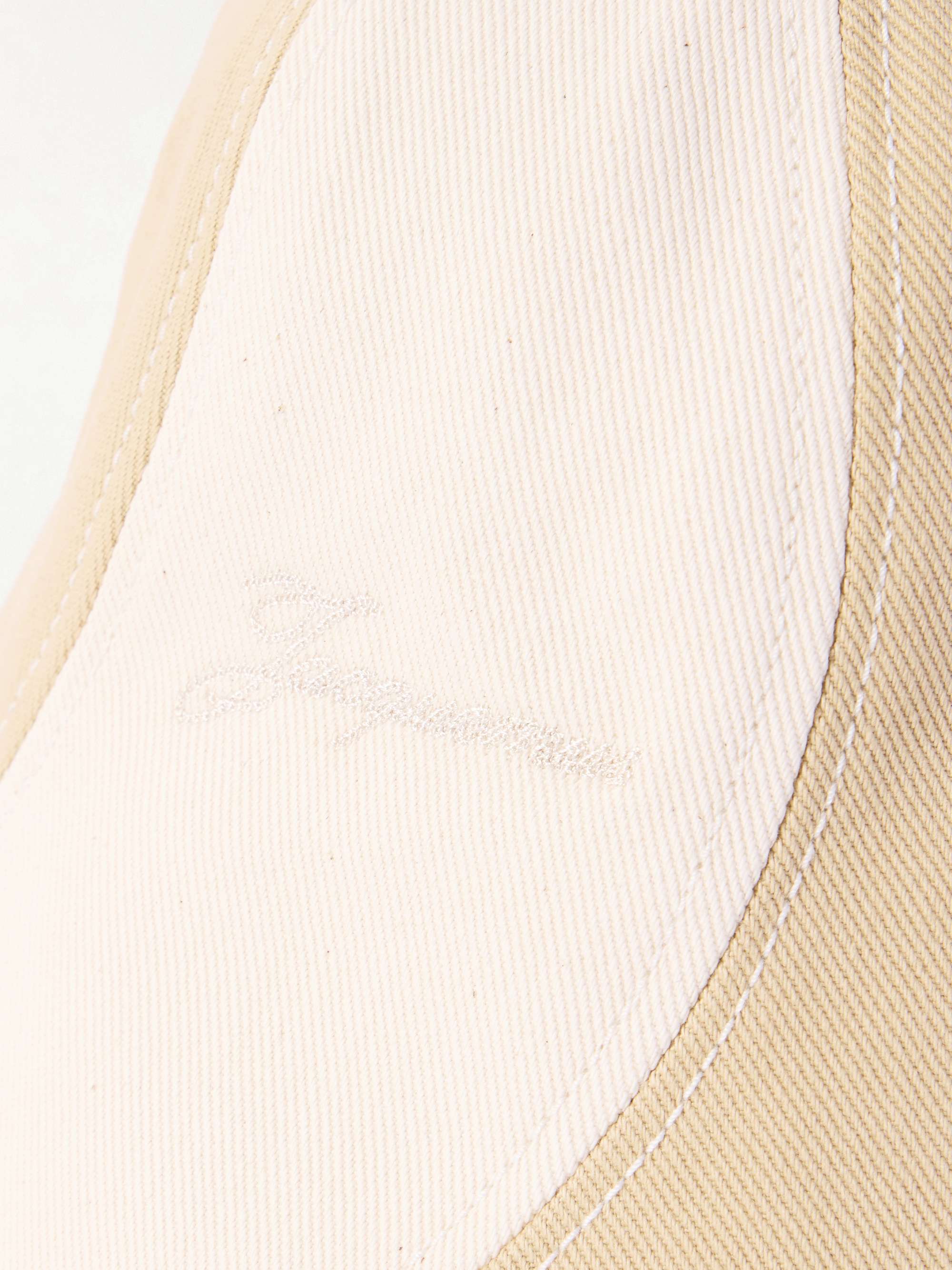 JACQUEMUS 