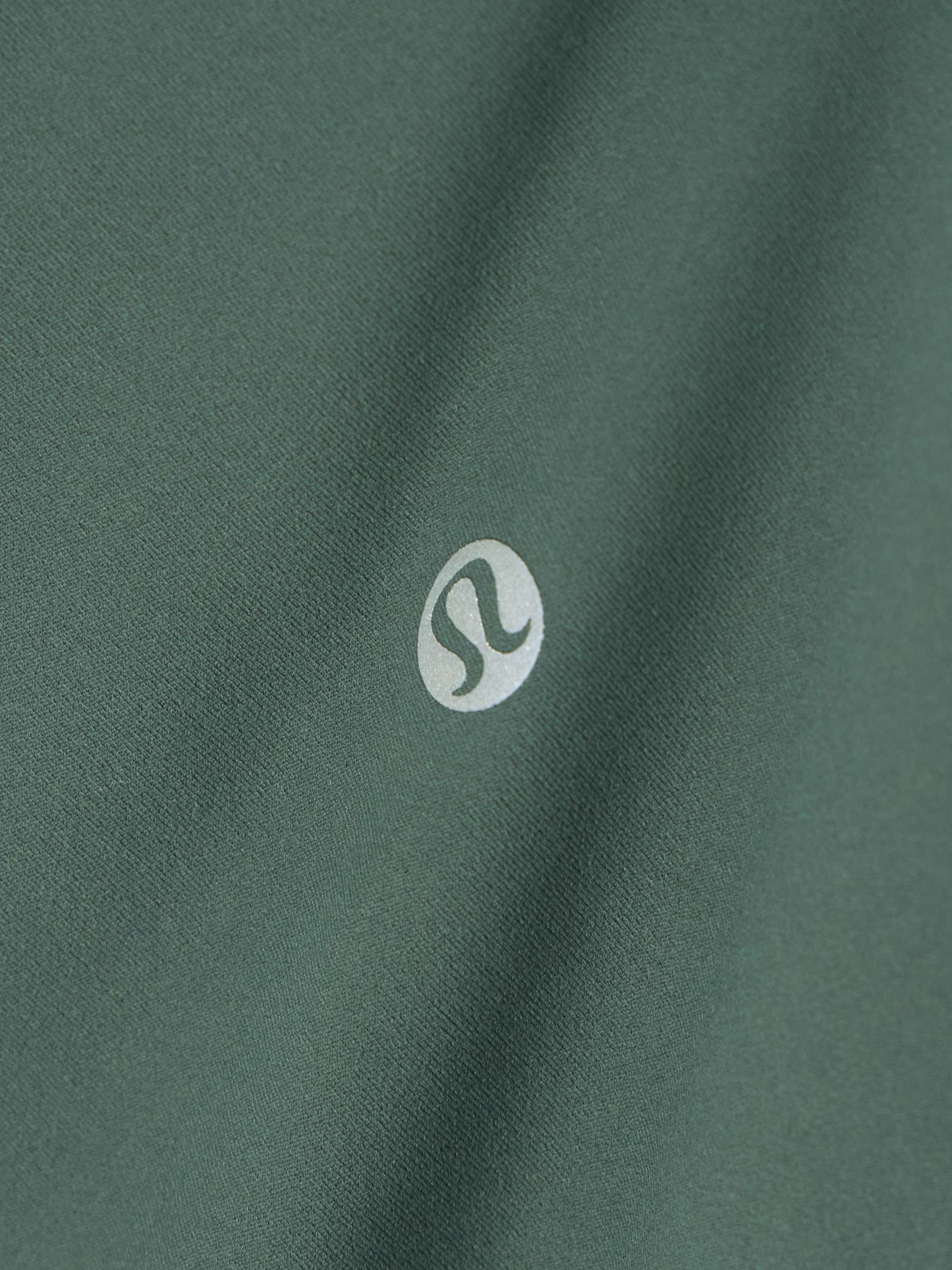LULULEMON 