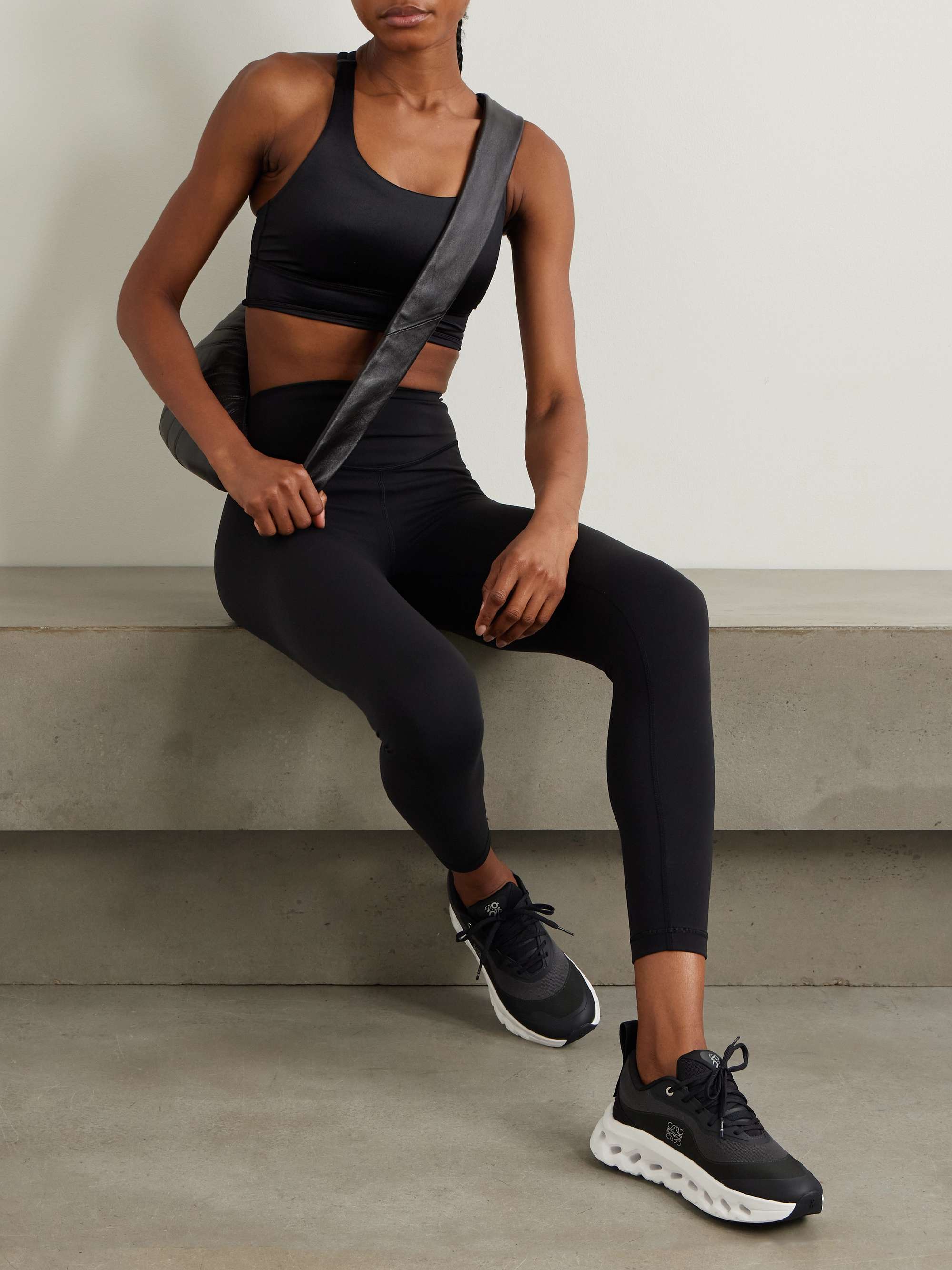 LULULEMON 