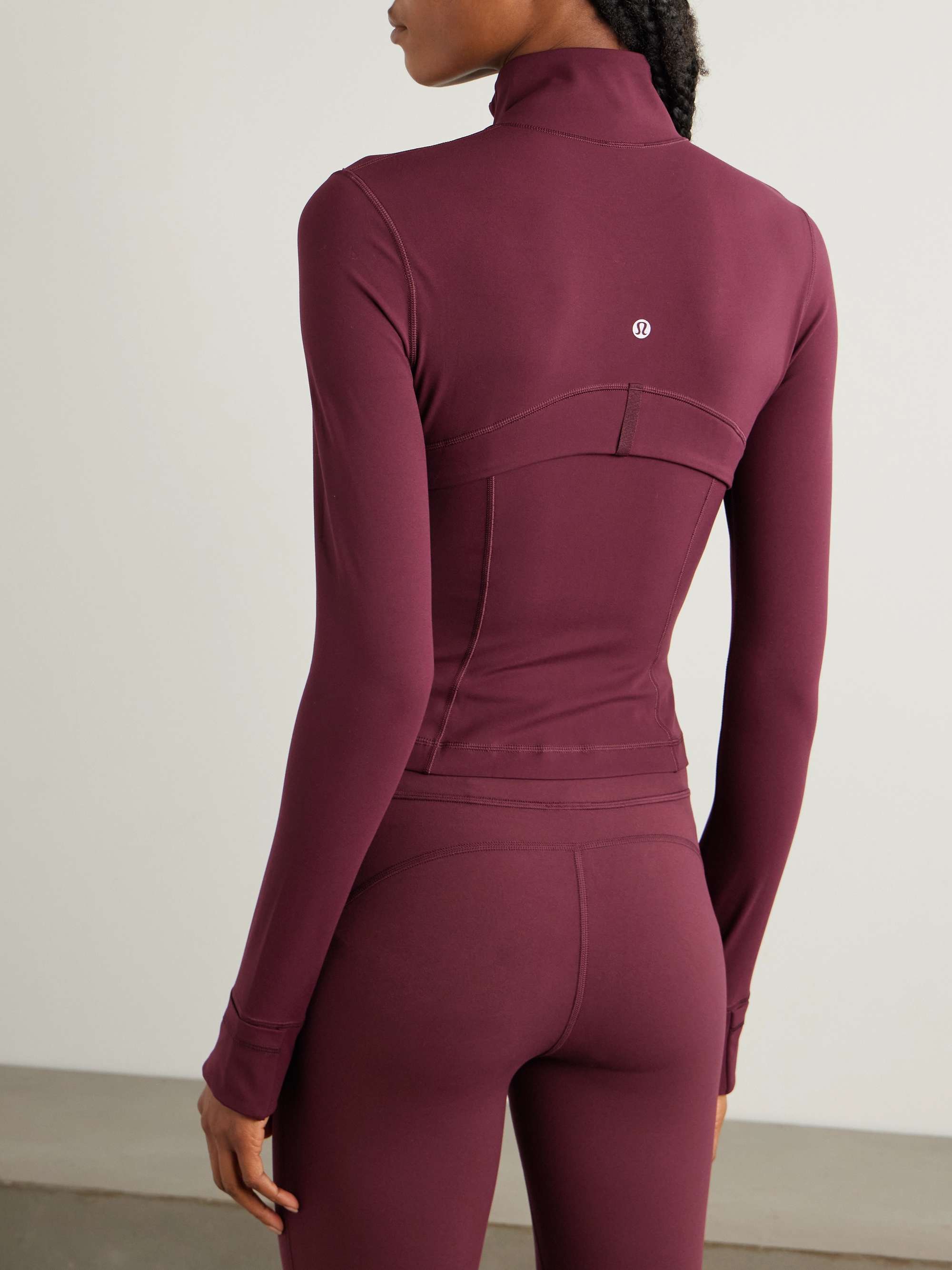 LULULEMON 