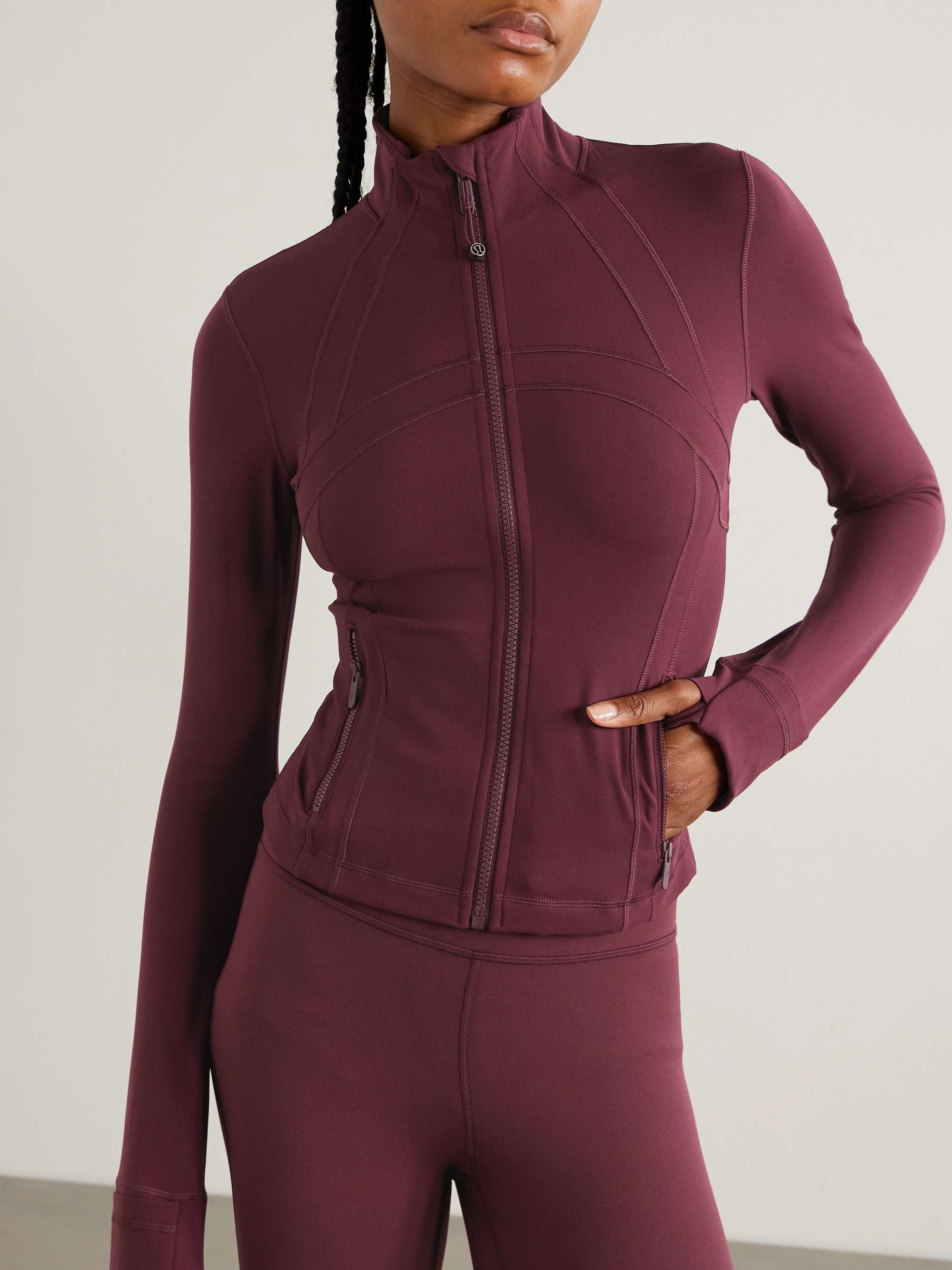 LULULEMON 