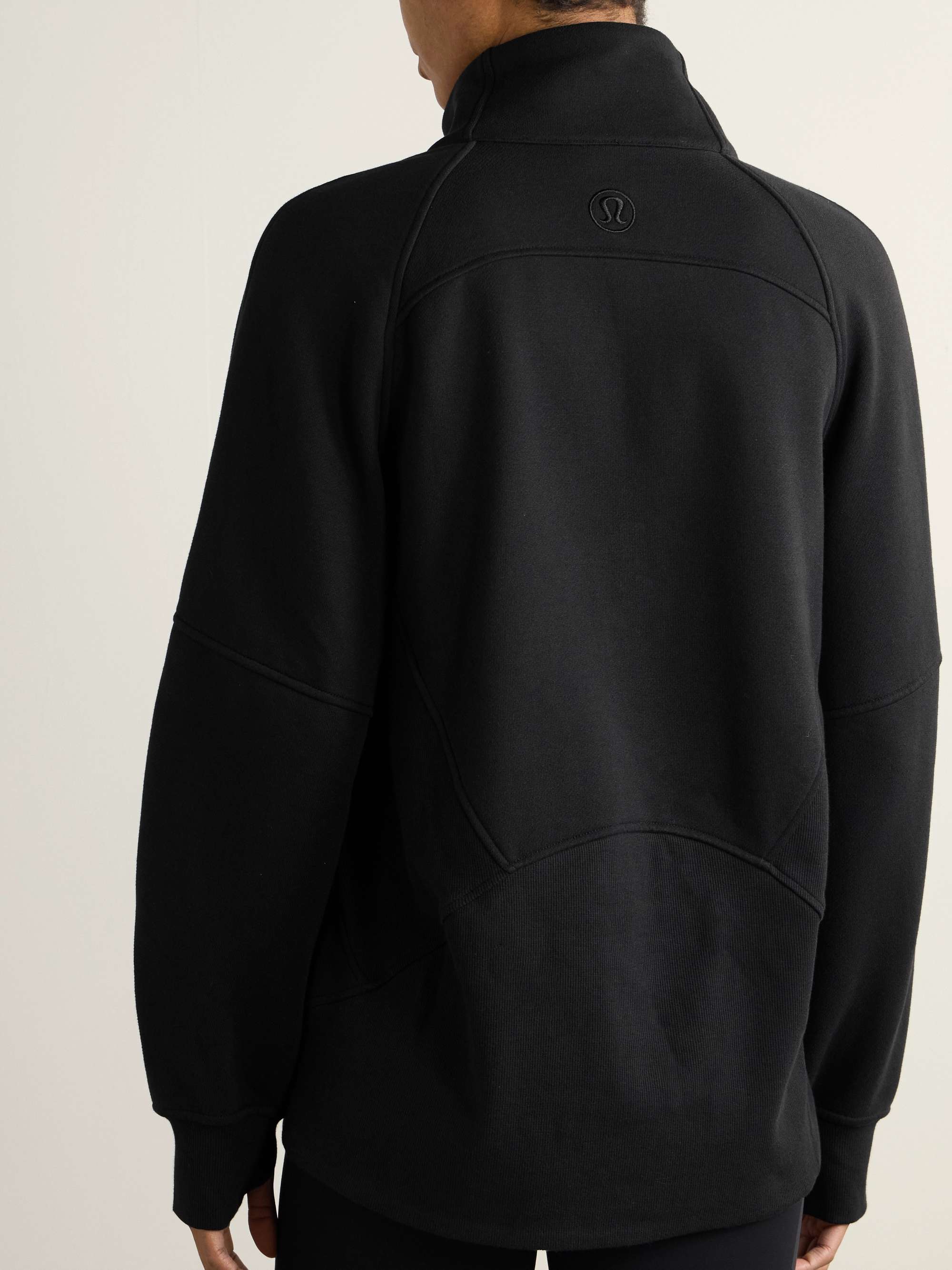LULULEMON 