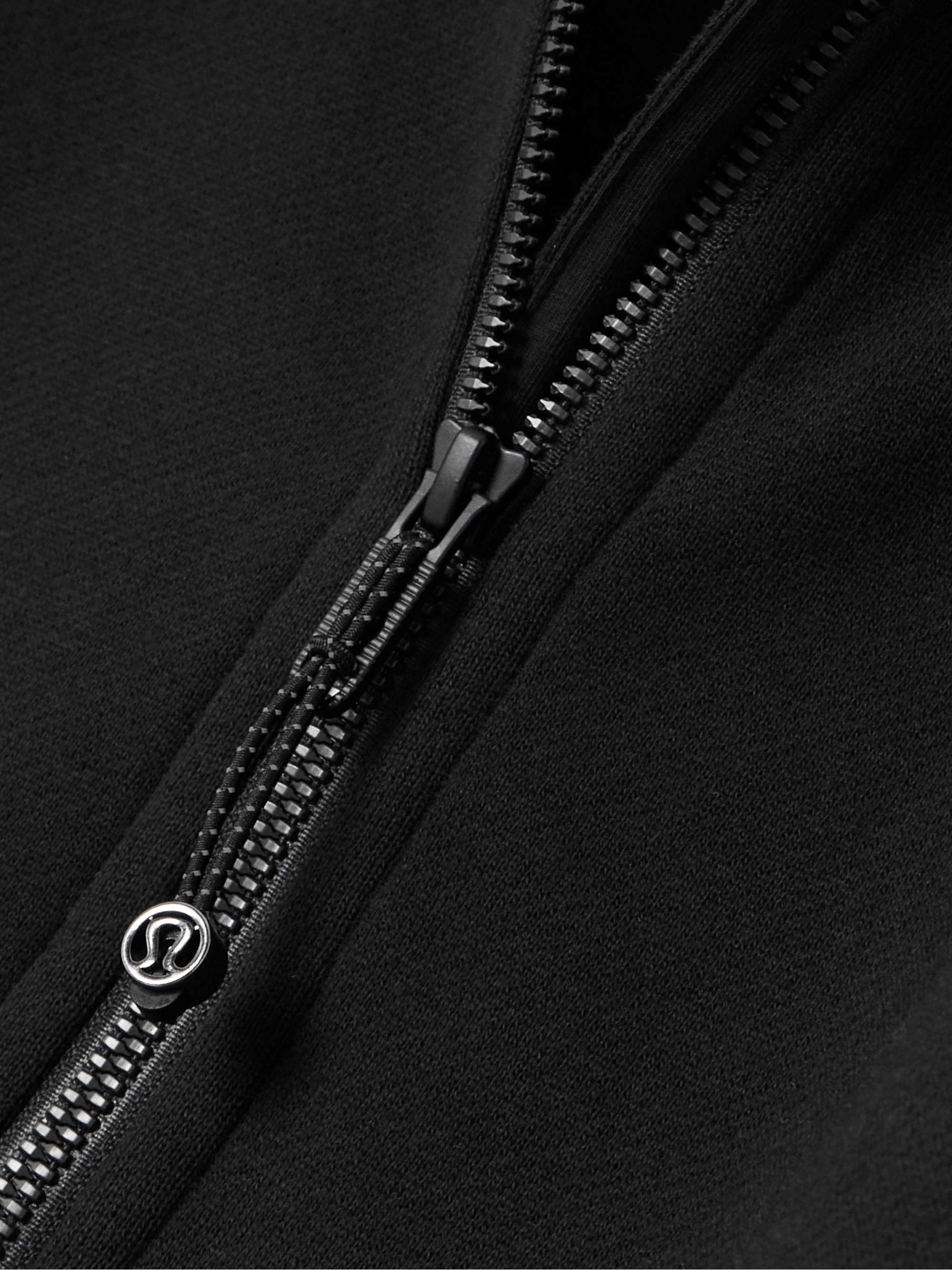 LULULEMON 