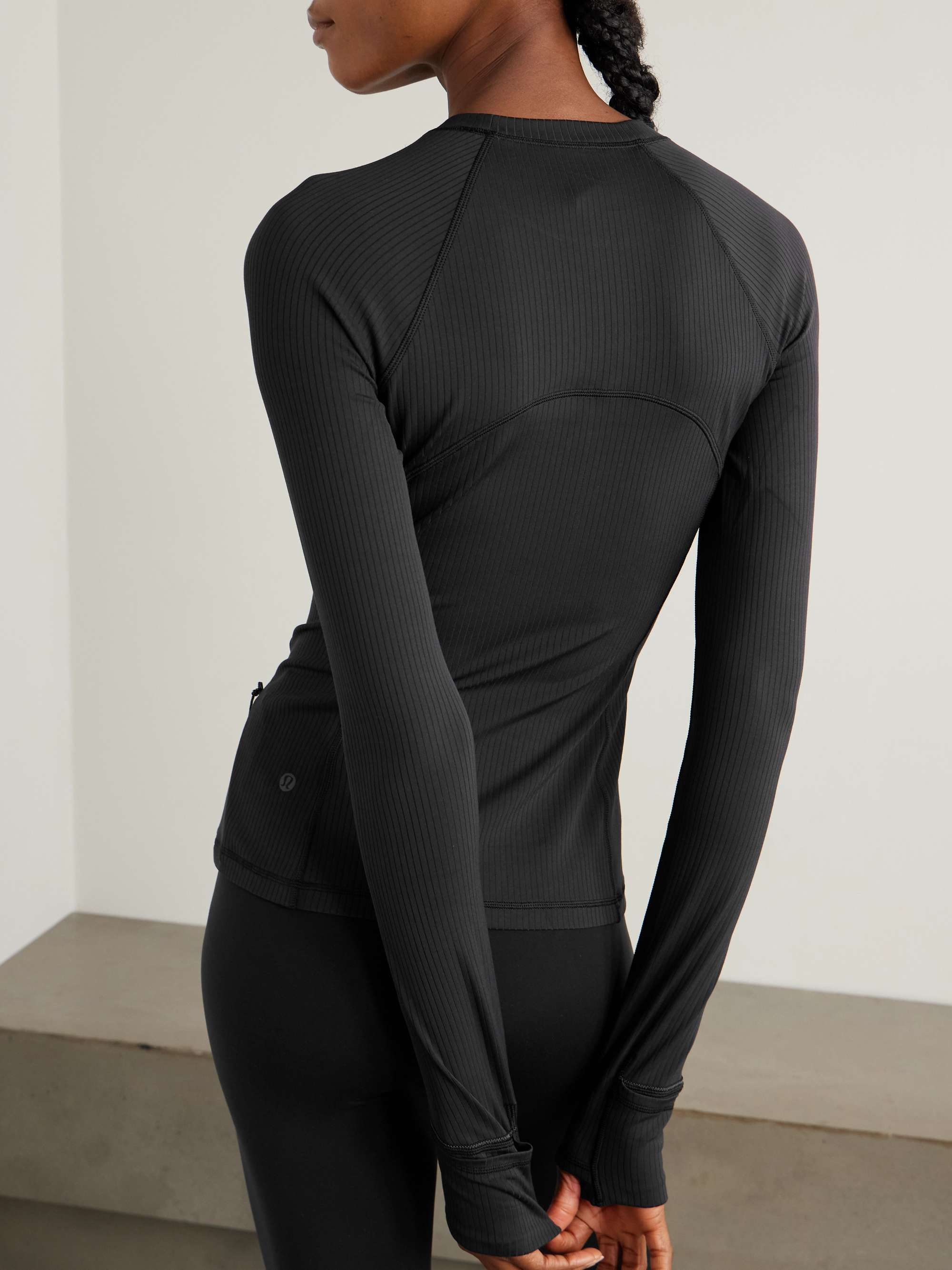LULULEMON 