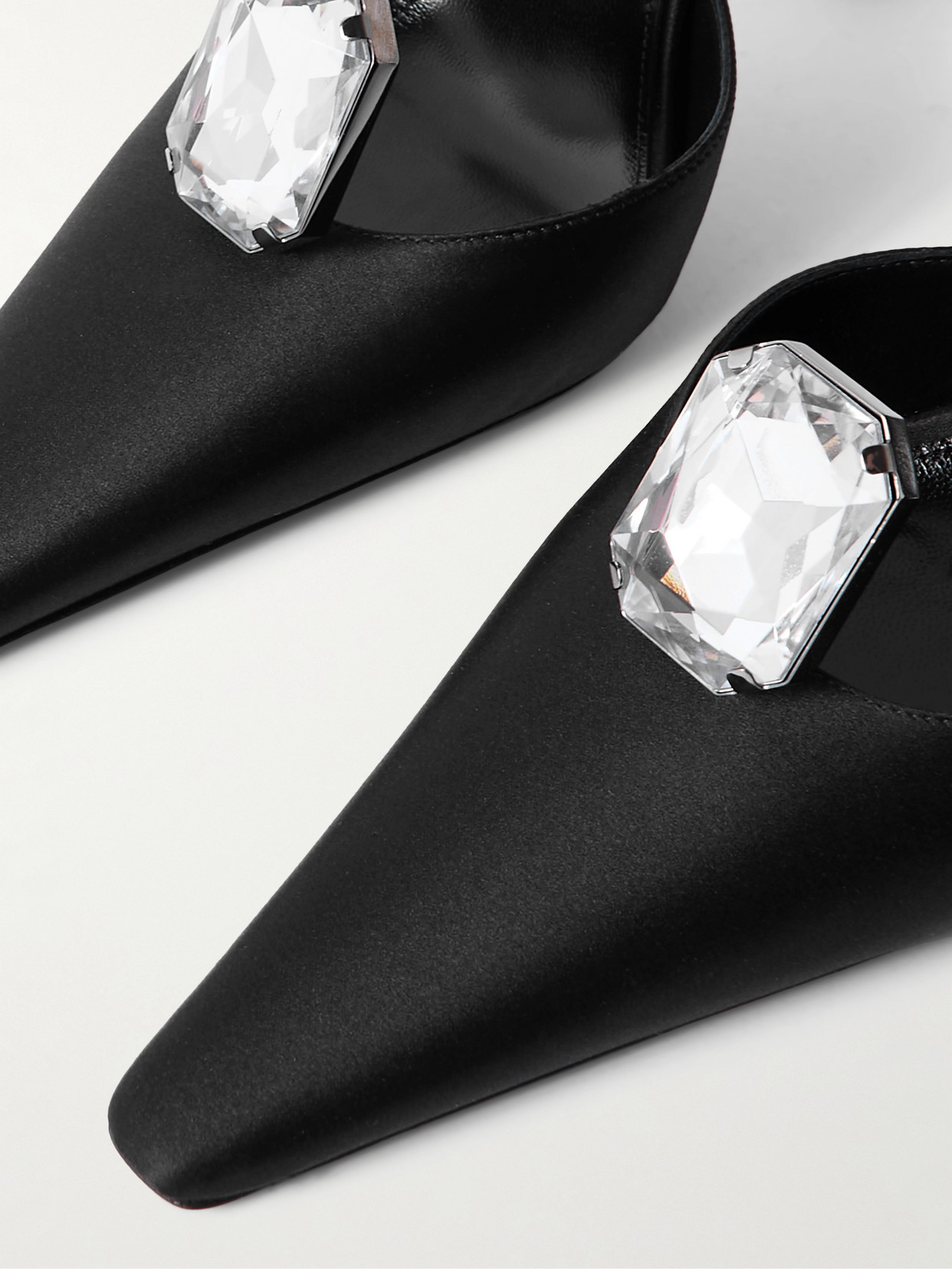 Saint Laurent Harlow Crystal-embellished Satin Pumps In Black
