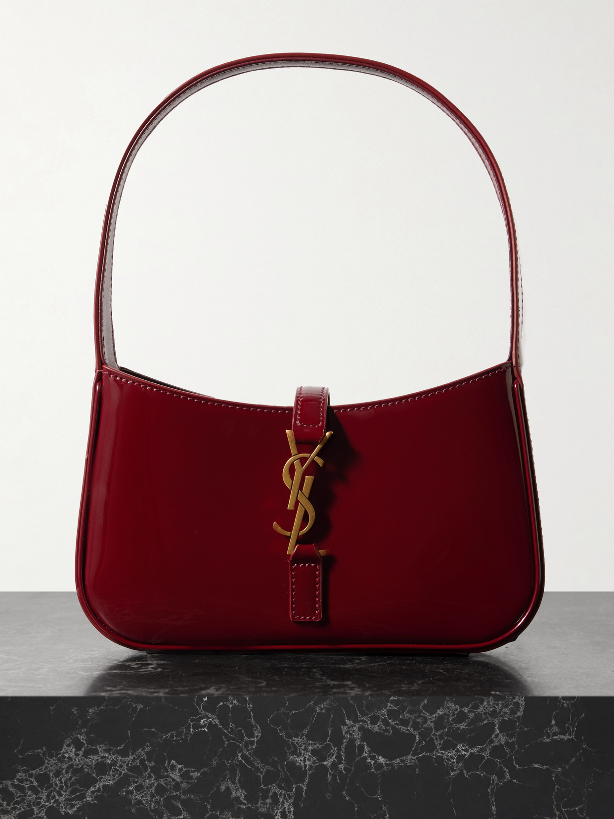 Saint Laurent Shoulder Bags In Red