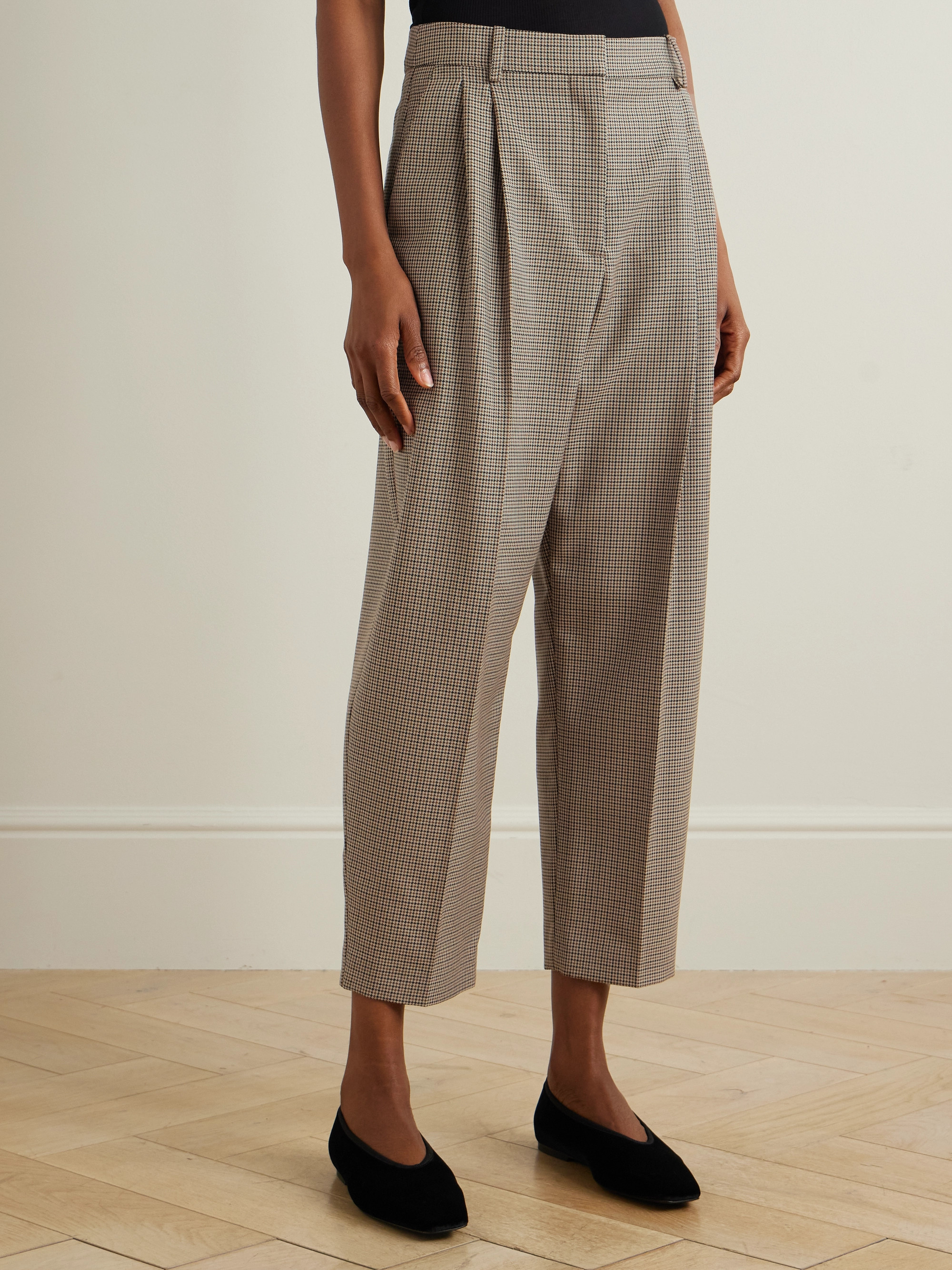 Stella McCartney - Pleated houndstooth wool tapered pants | Plush