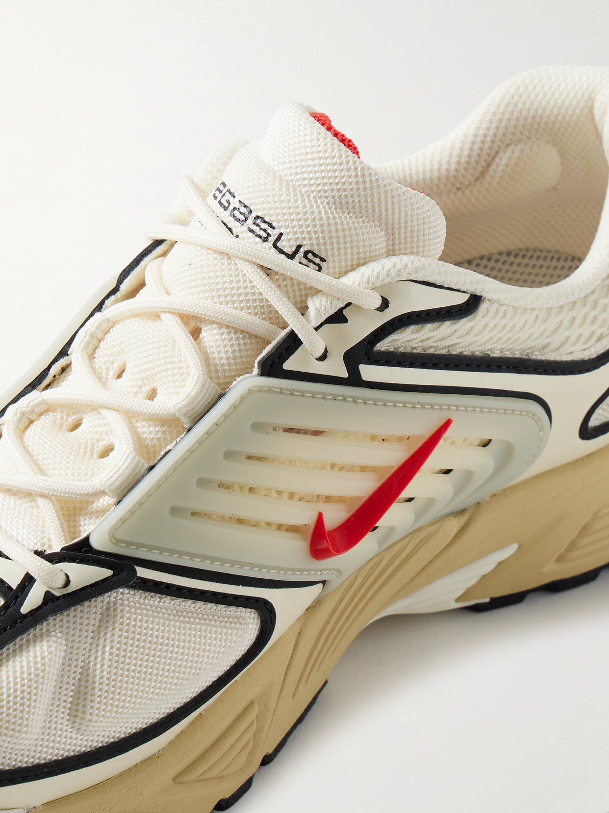 nike air pegasus leather