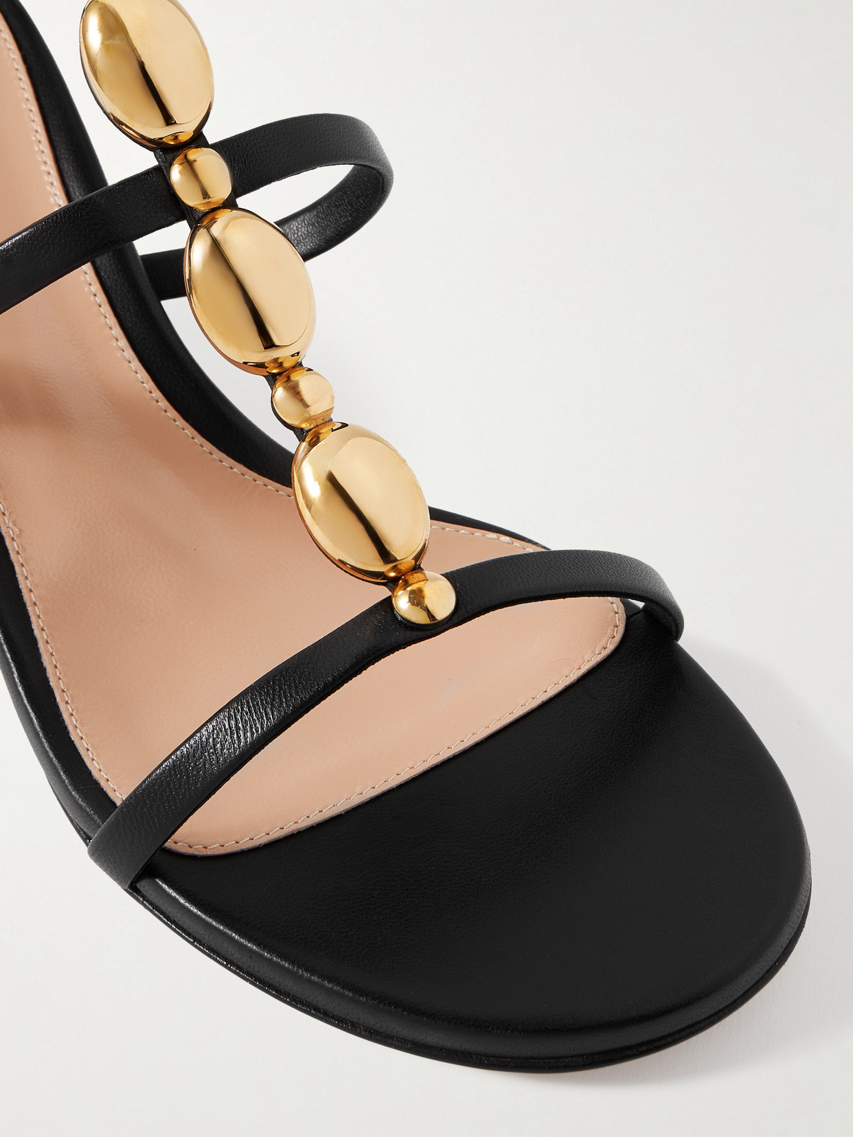 Gianvito Rossi Shanti Beaded T-strap Leather Sandals In Black