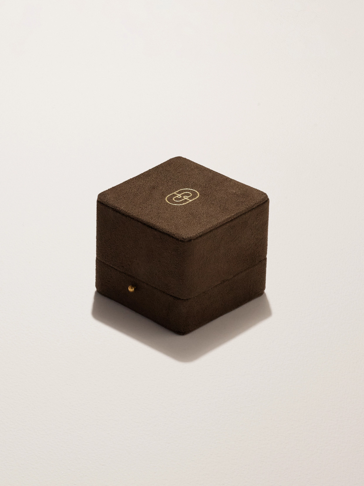 Viltier Magnetic Enchainé 18-karat Diamond Ring In Gold