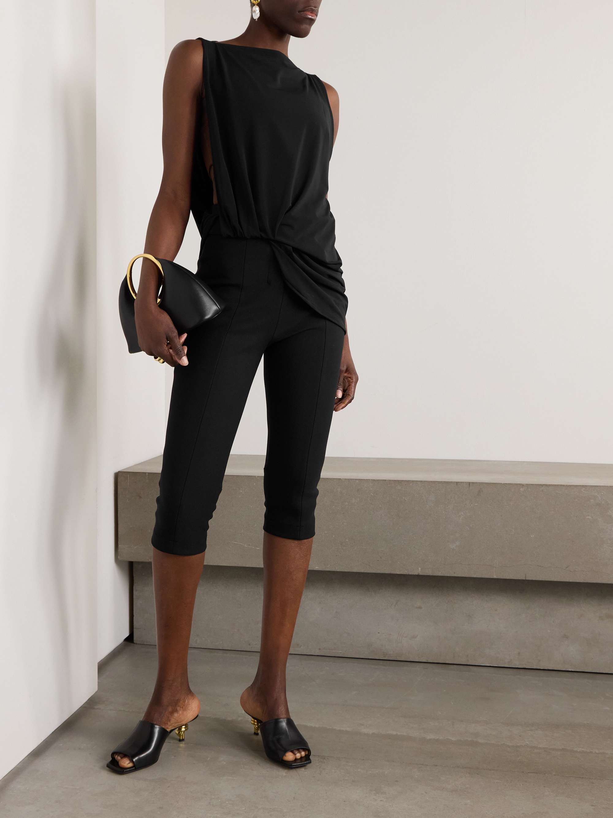 JACQUEMUS 