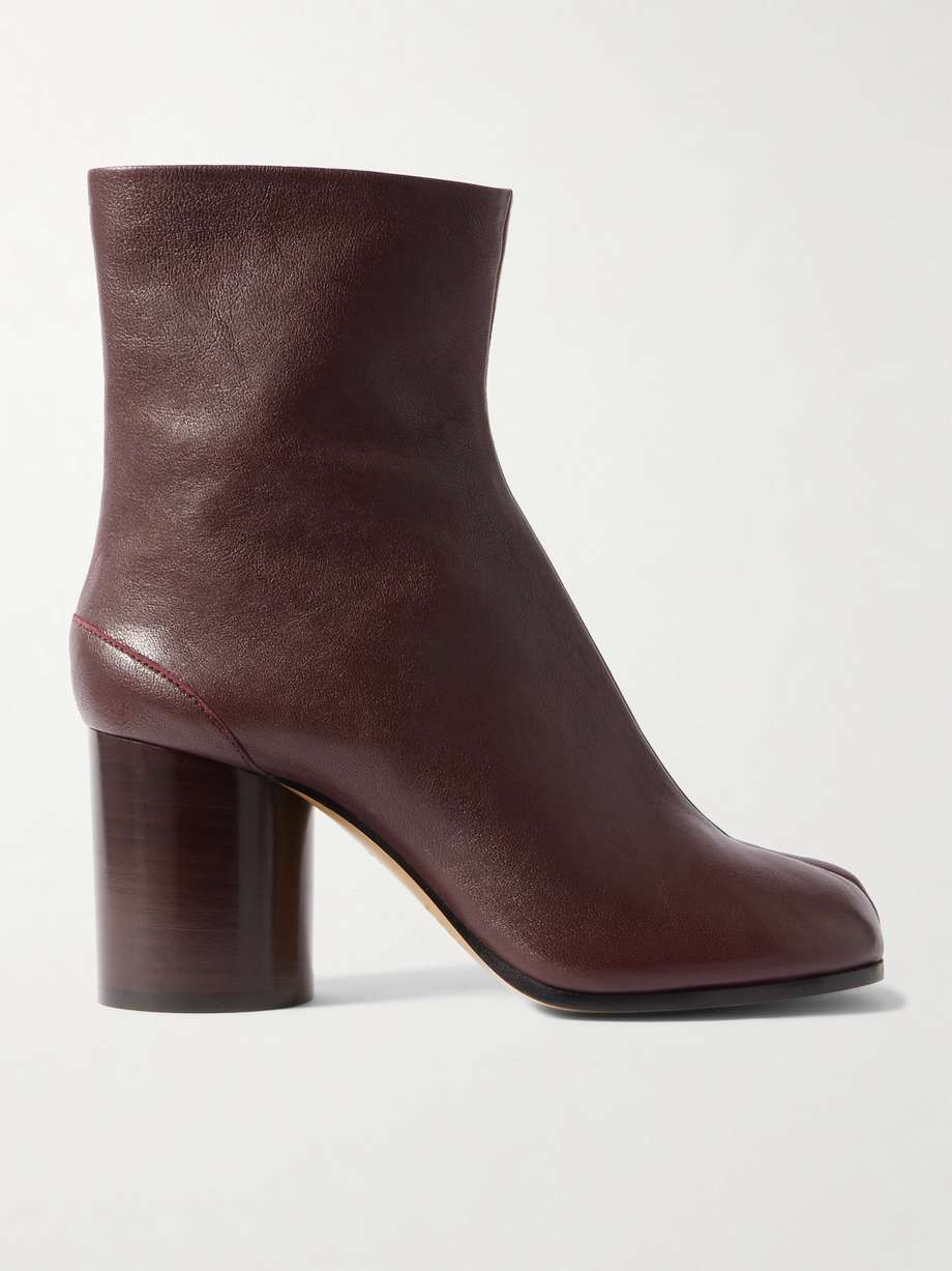 burgudy MAISON MARGIELA
Tabi split-toe leather ankle boots
