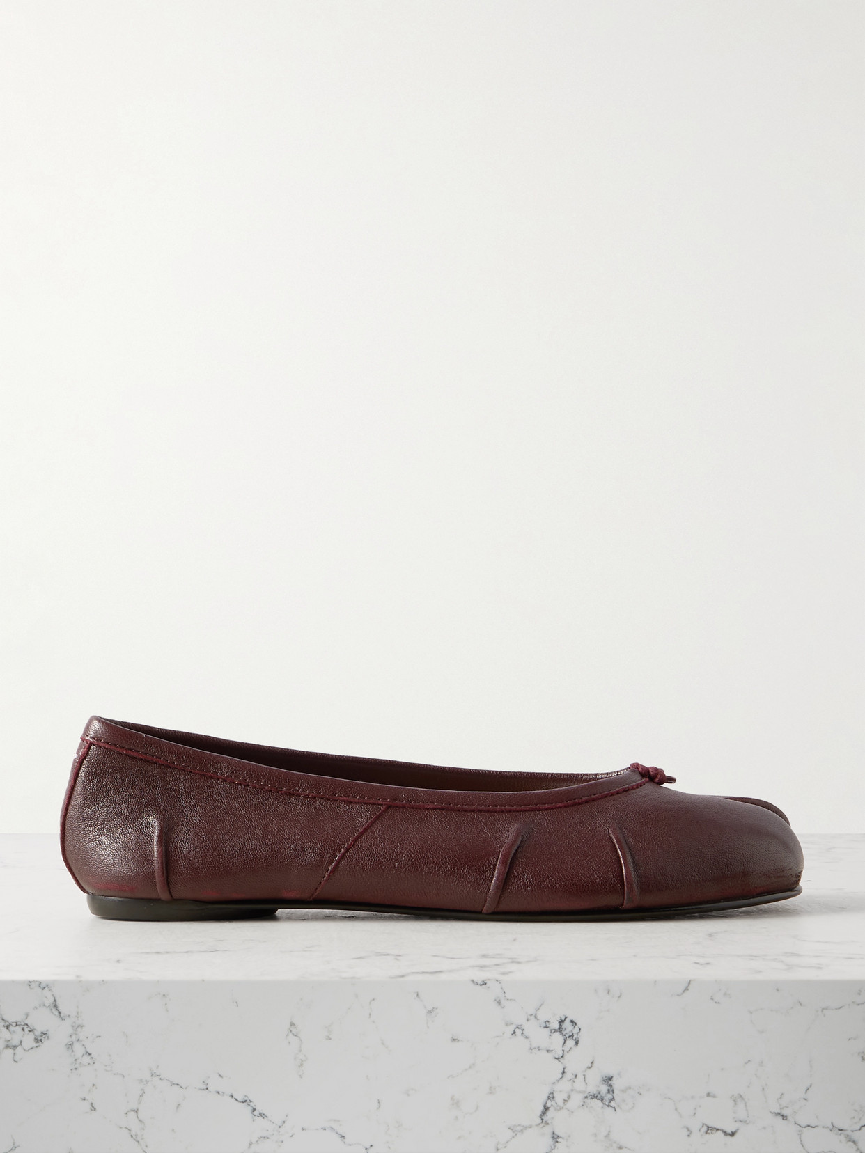 Maison Margiela Tabi Split-toe Leather Ballet Flats In Burgundy