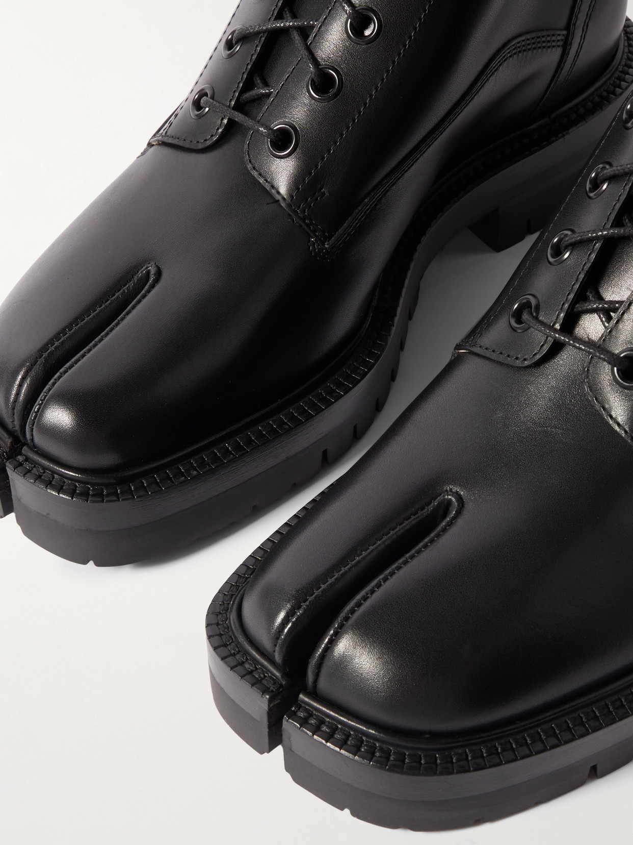 Maison Margiela Tabi Leather Ankle Boots In Black