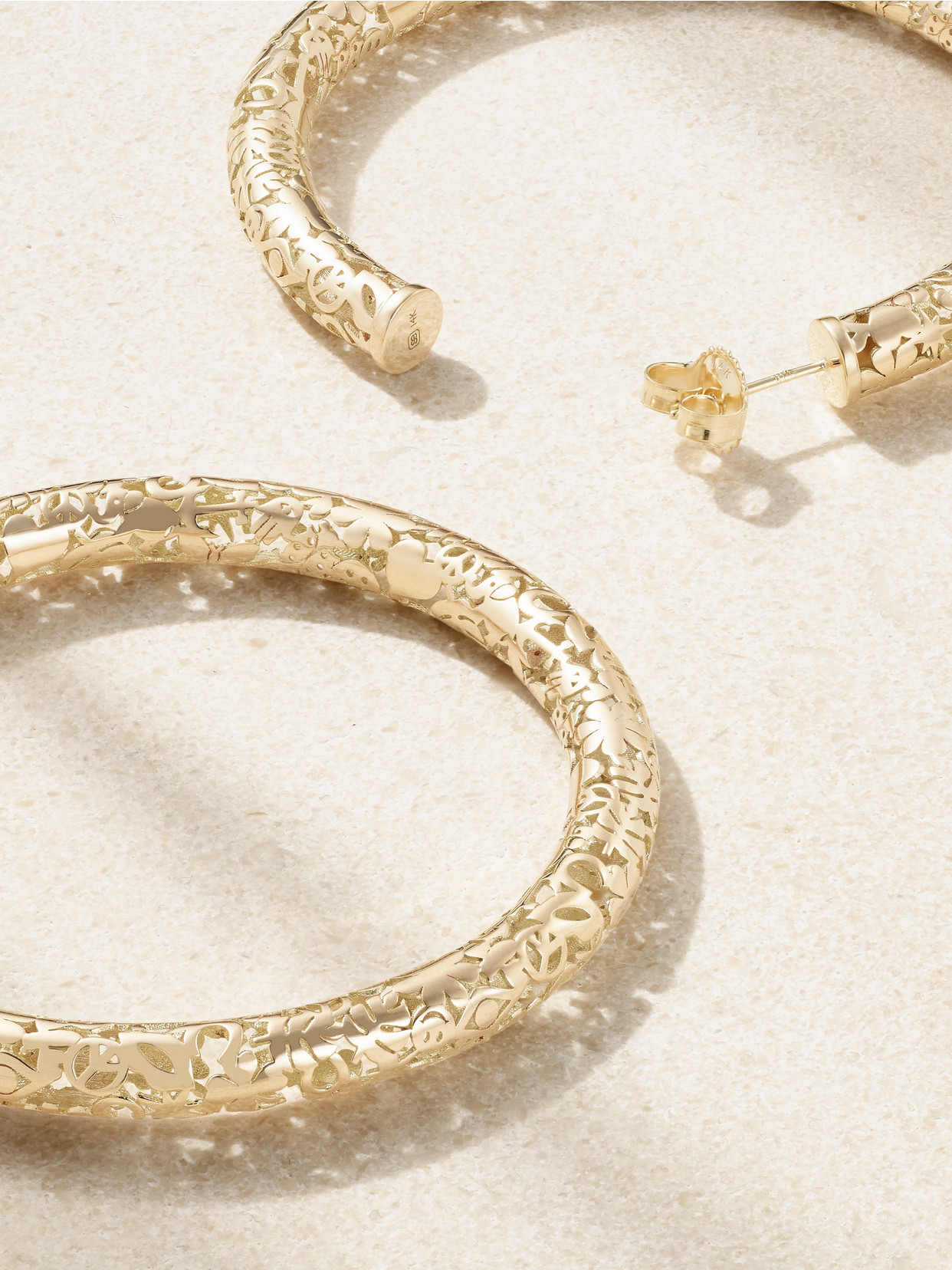 Sydney Evan Large Icon Wallpaper 14-karat Gold Hoop Earrings In Gold