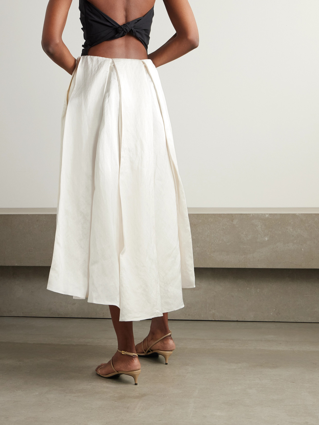 Abadia Elodie Pleated Dupioni Midi Skirt In White