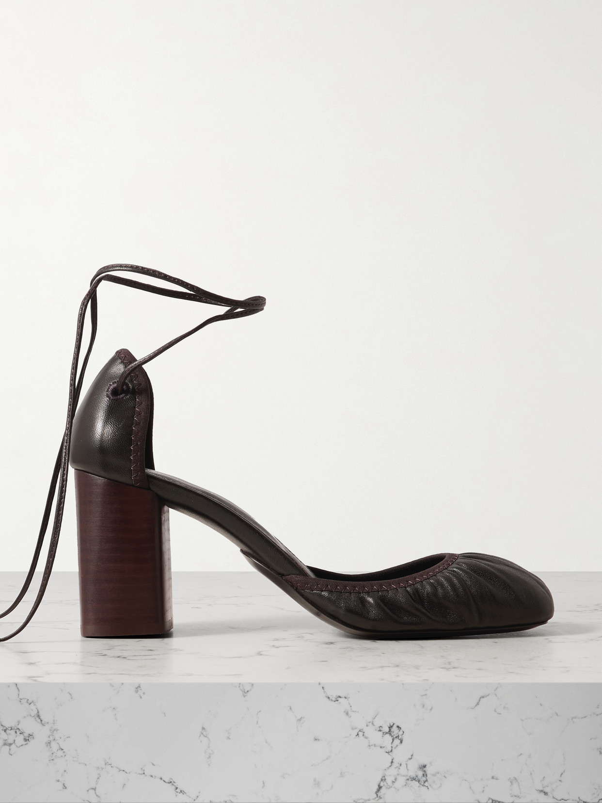 Lemaire 85mm Micro Leather Pumps In Brown