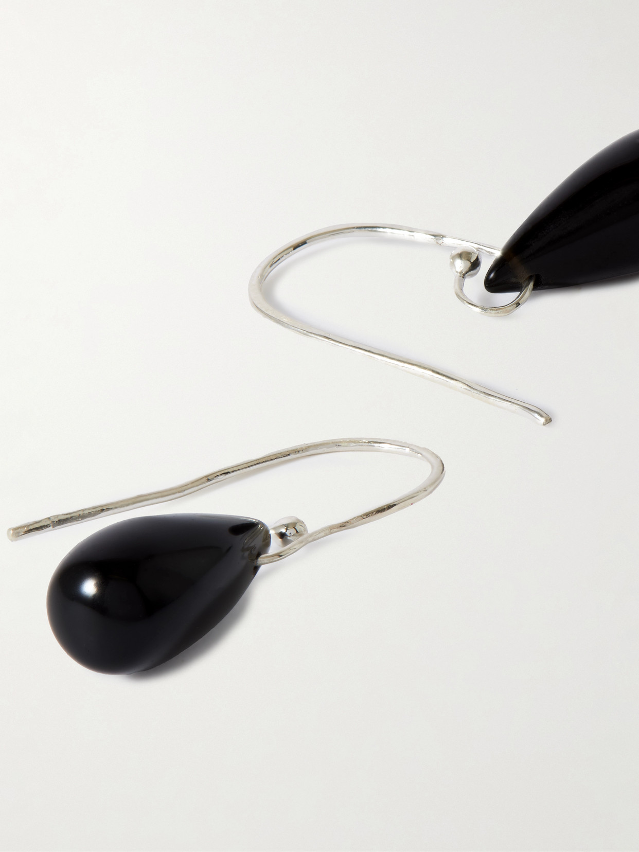 SOPHIE BUHAI DROPLET SILVER ONYX EARRINGS