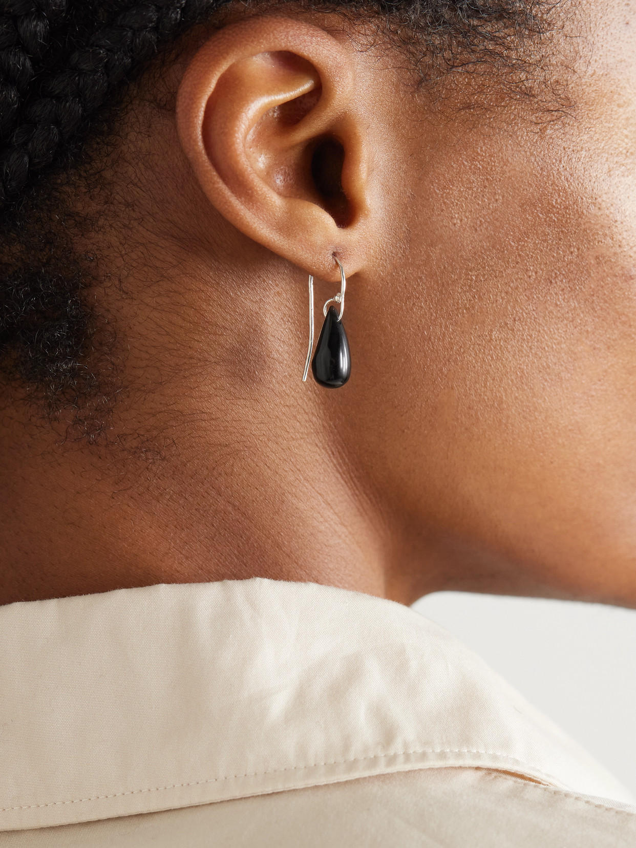 SOPHIE BUHAI DROPLET SILVER ONYX EARRINGS