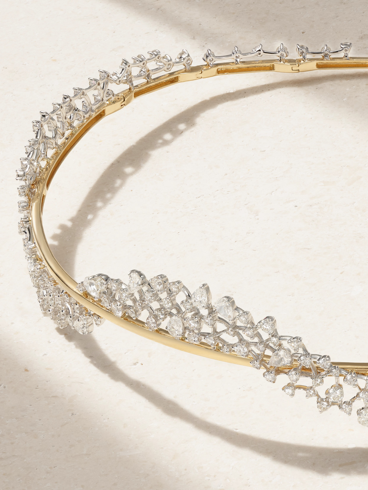 Ananya Scatter Wavy 18-karat Gold Diamond Choker In Gold