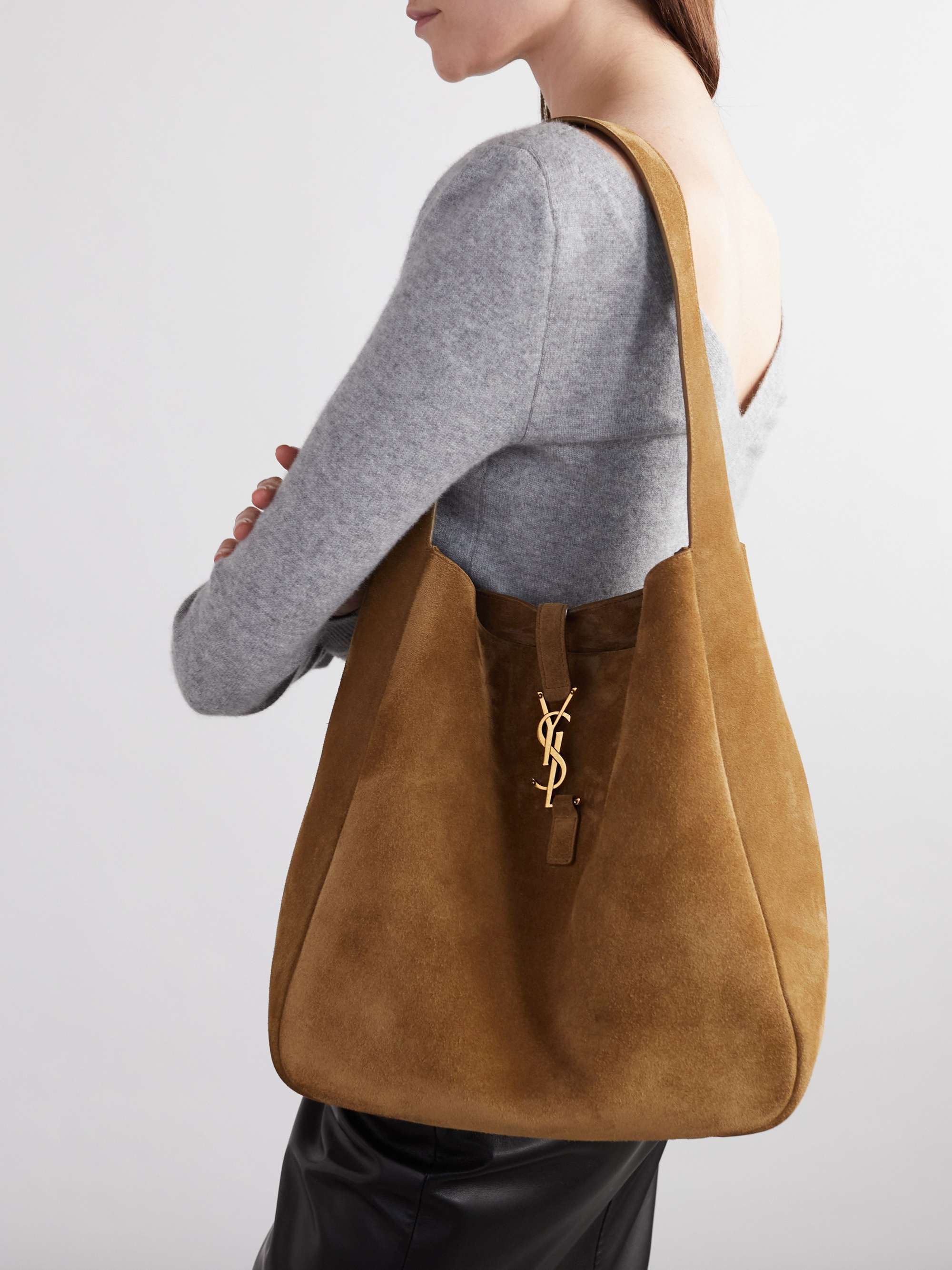 Le 5 à 7 Supple large suede shoulder bag
