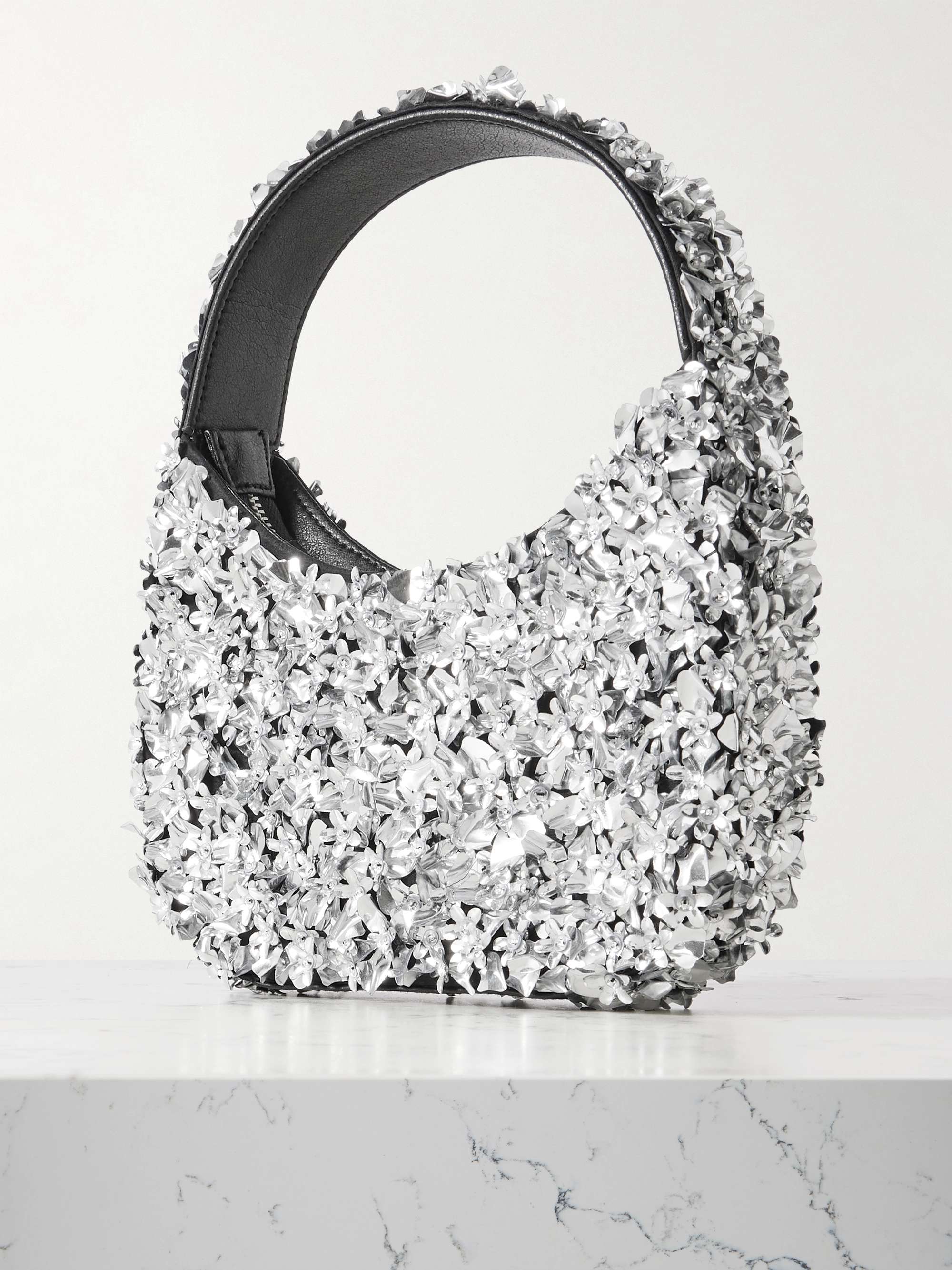 CLIO PEPPIATT 