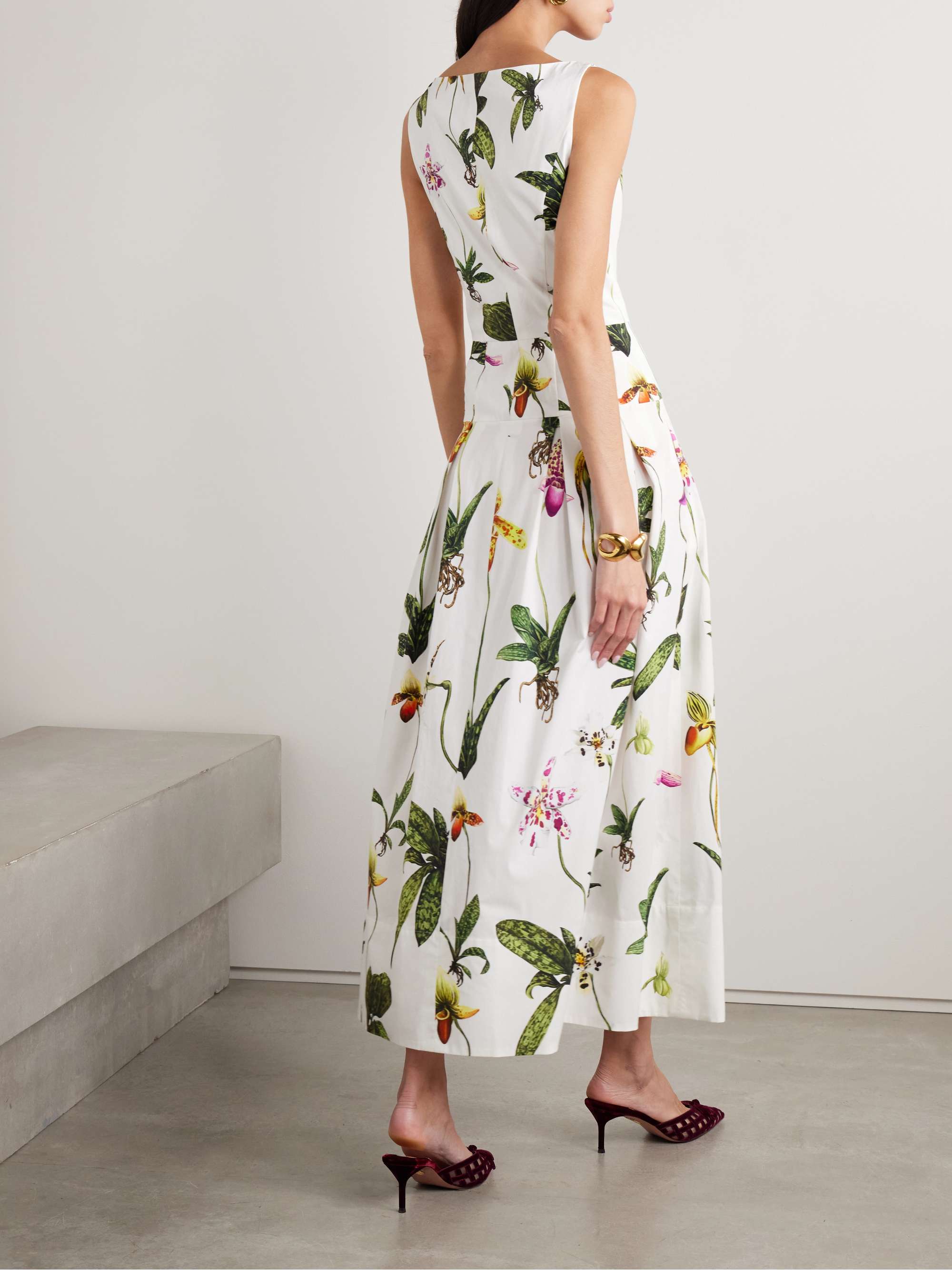 OSCAR DE LA RENTA 